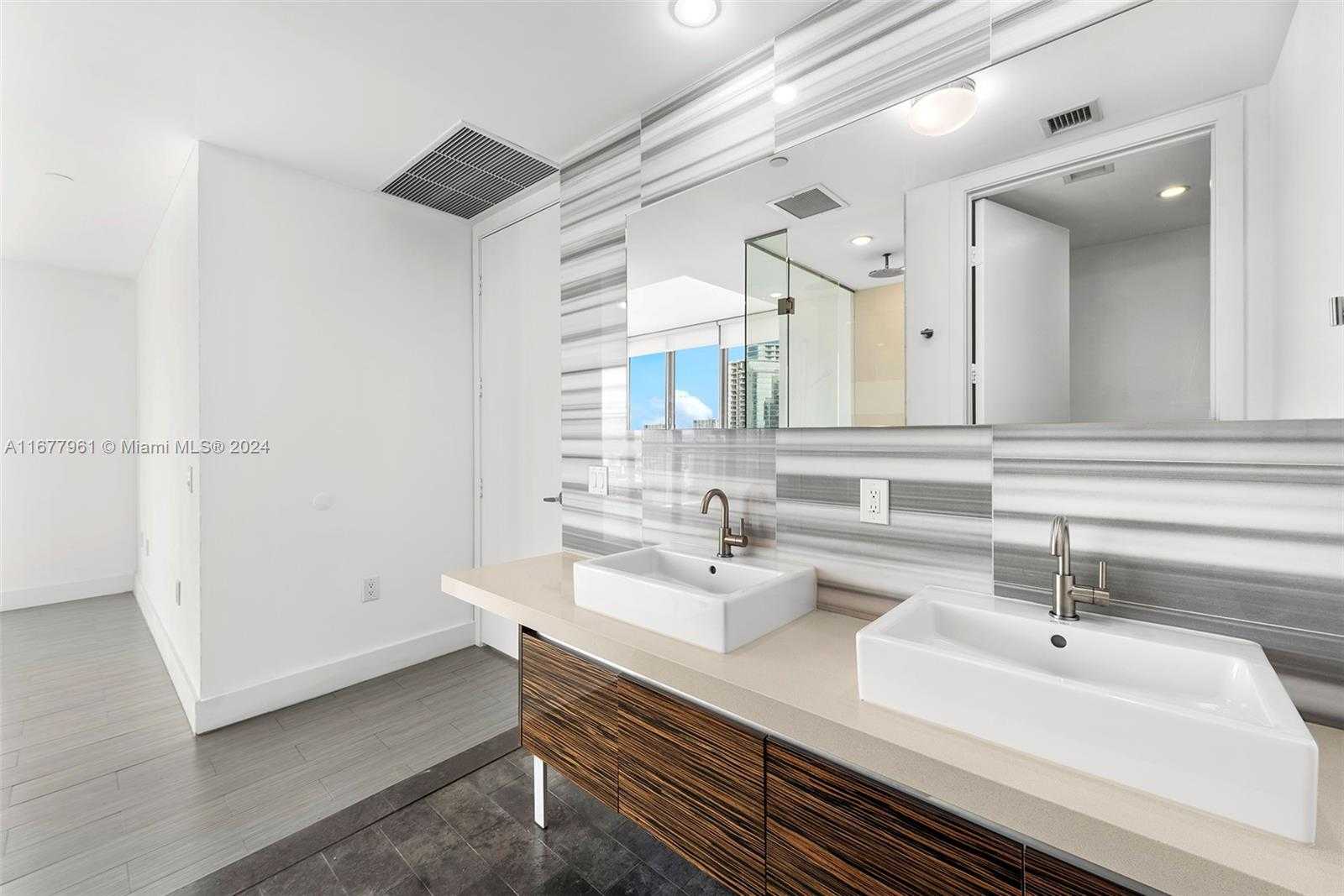 Small Image of 1100 BISCAYNE BLVD #4308, Miami Number 18