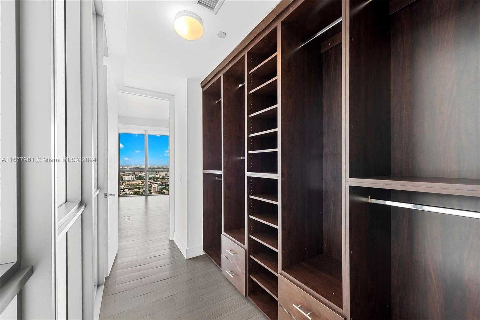 Small Image of 1100 BISCAYNE BLVD #4308, Miami Number 20