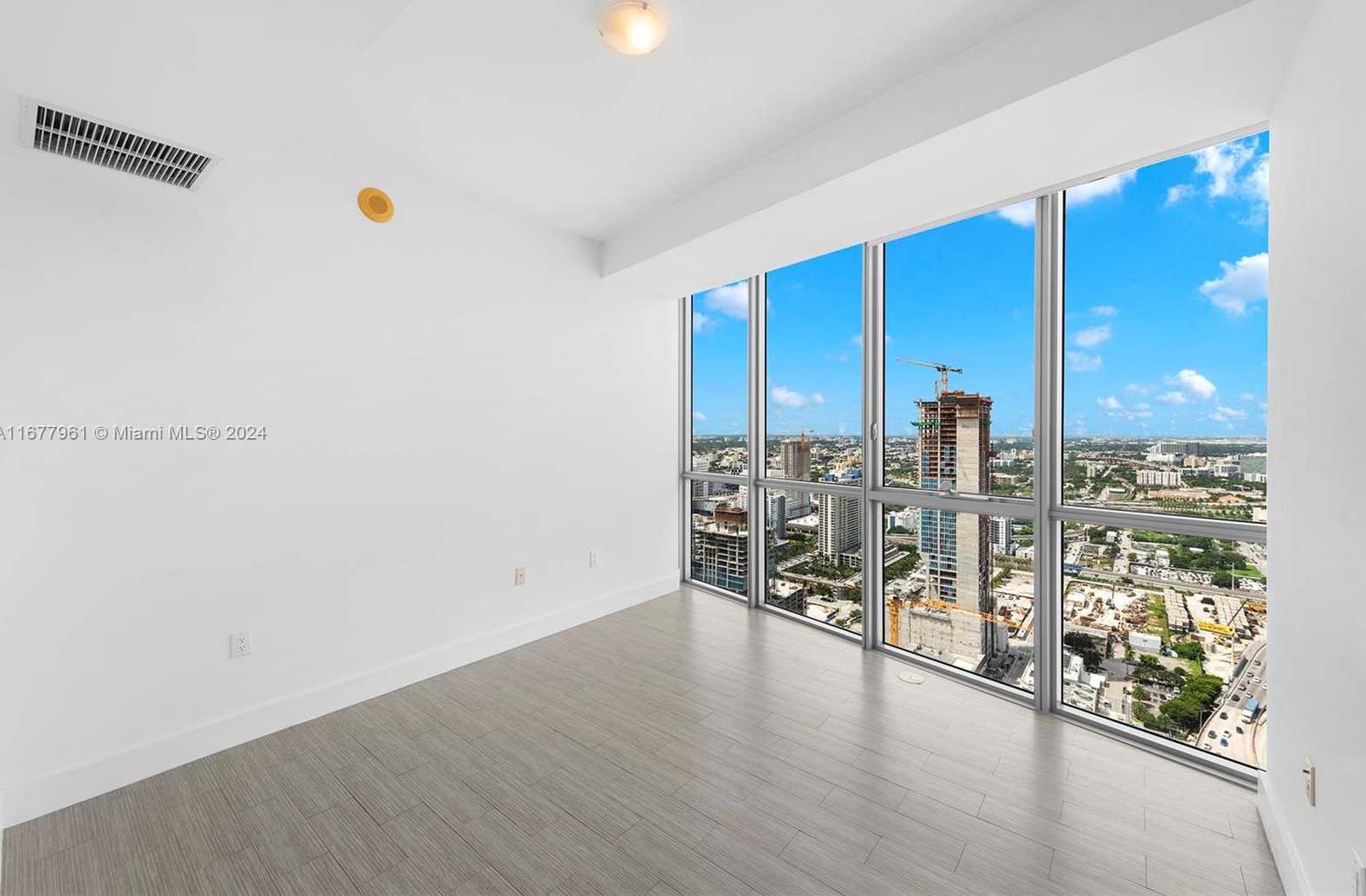 Small Image of 1100 BISCAYNE BLVD #4308, Miami Number 22