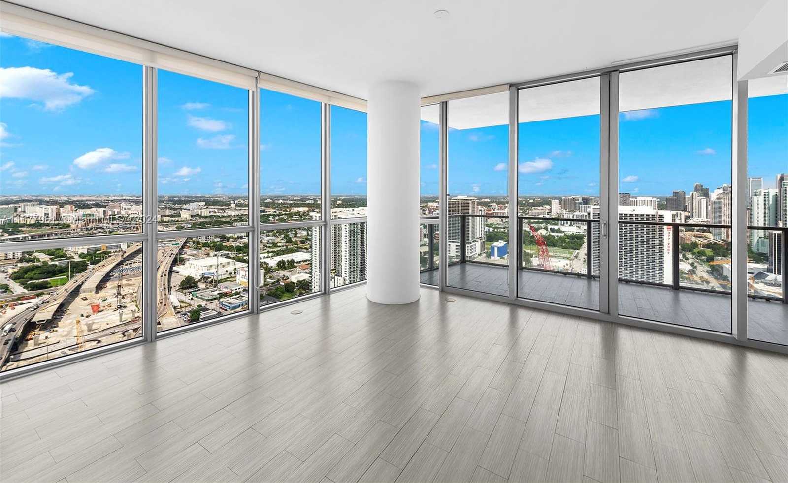 Small Image of 1100 BISCAYNE BLVD #4308, Miami Number 26