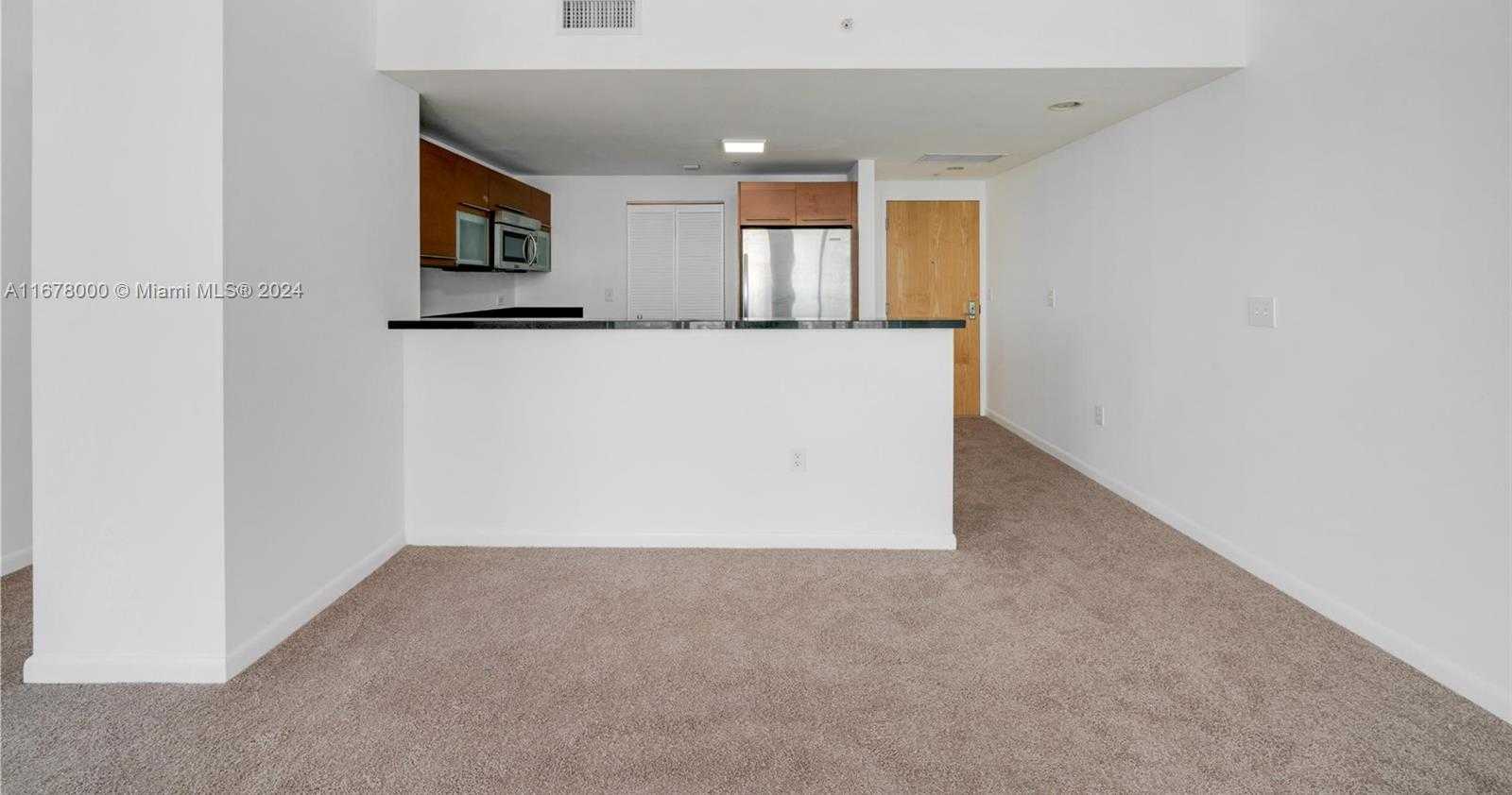 Small Image of 244 BISCAYNE BLVD #3808, Miami Number 10