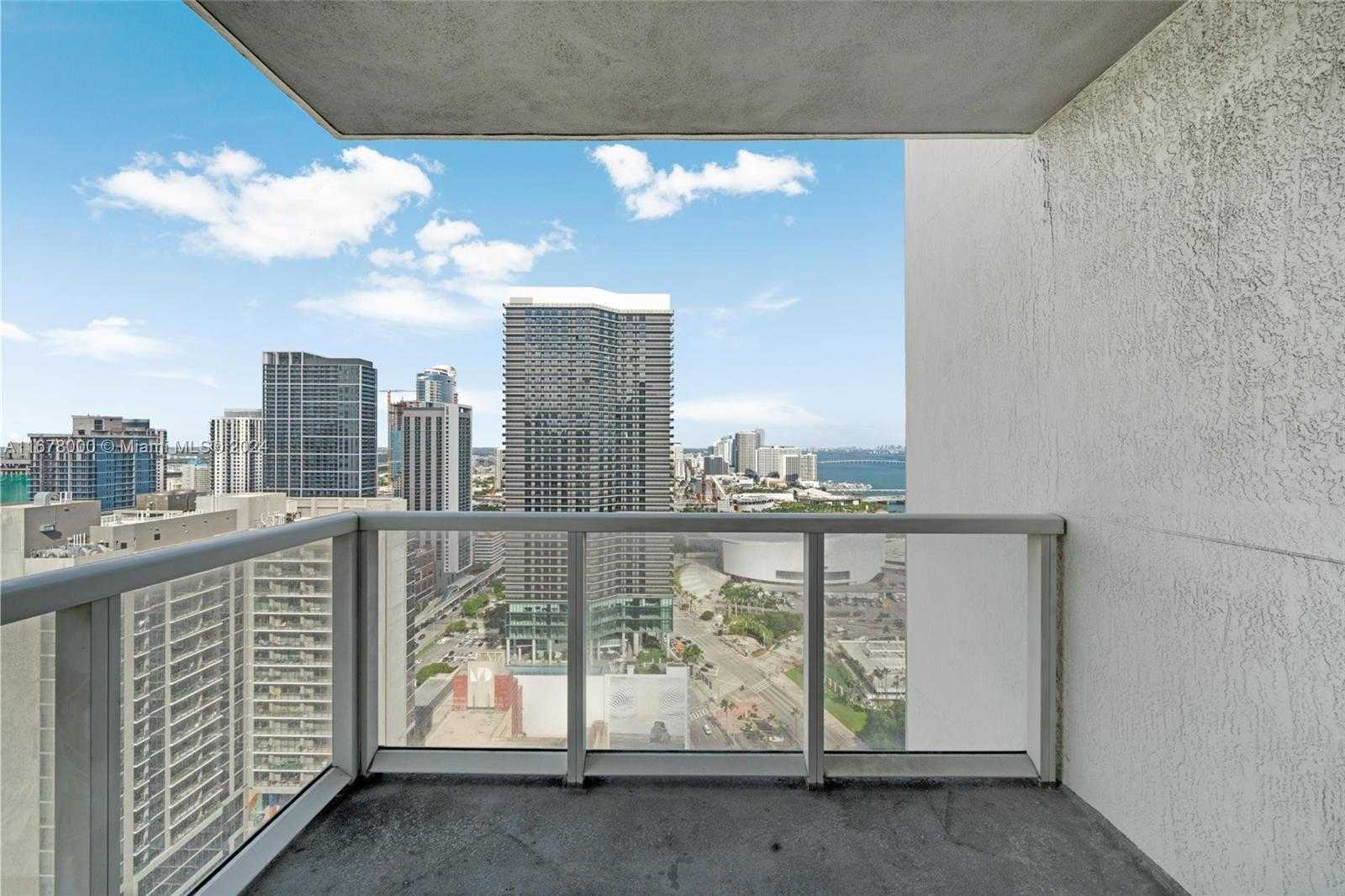 Small Image of 244 BISCAYNE BLVD #3808, Miami Number 14