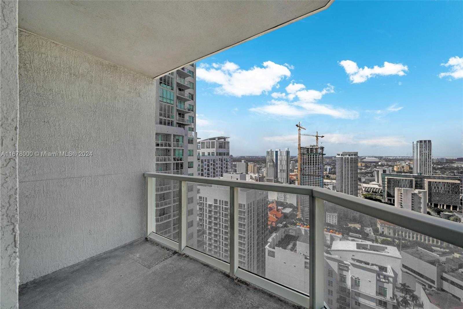 Small Image of 244 BISCAYNE BLVD #3808, Miami Number 19