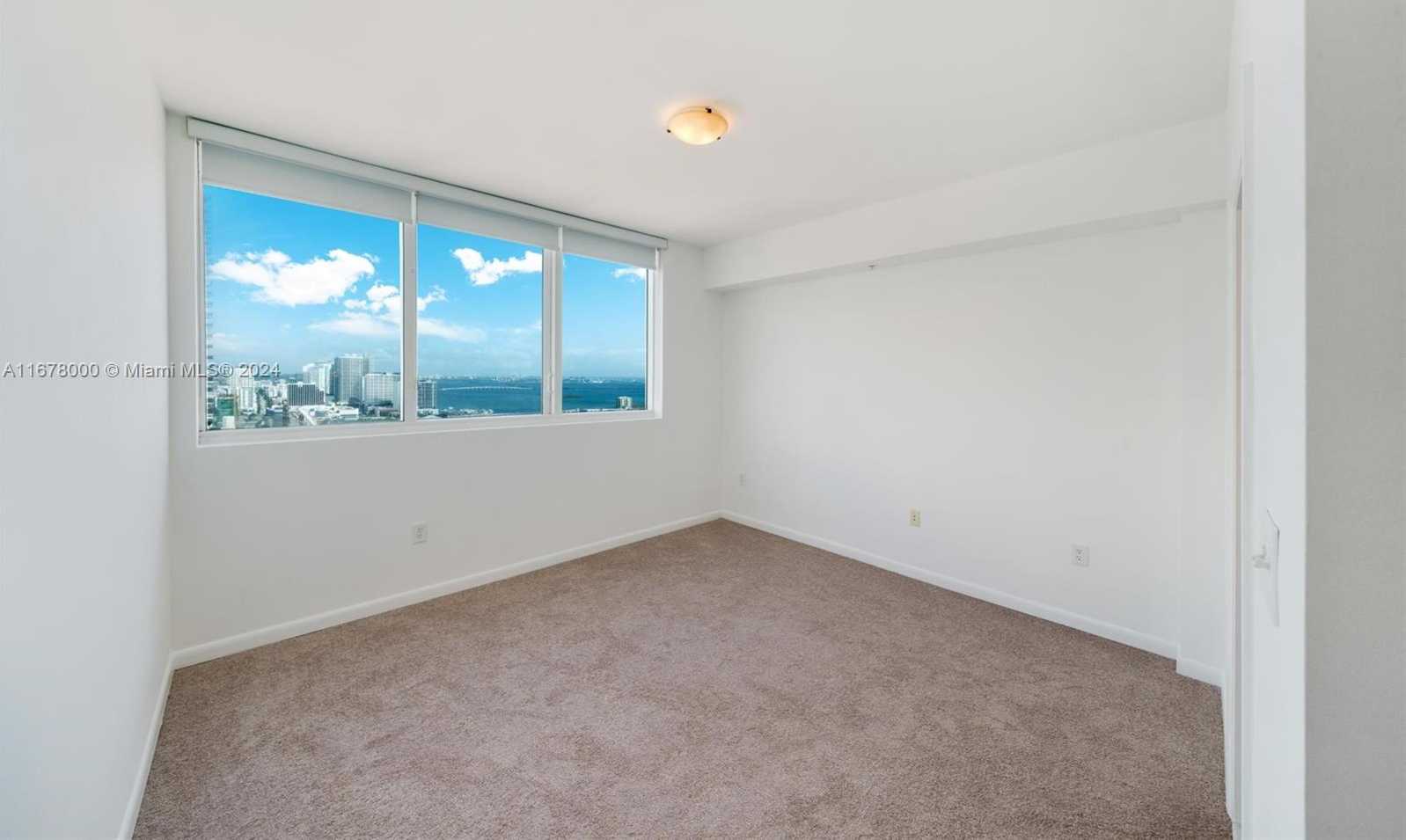 Small Image of 244 BISCAYNE BLVD #3808, Miami Number 24