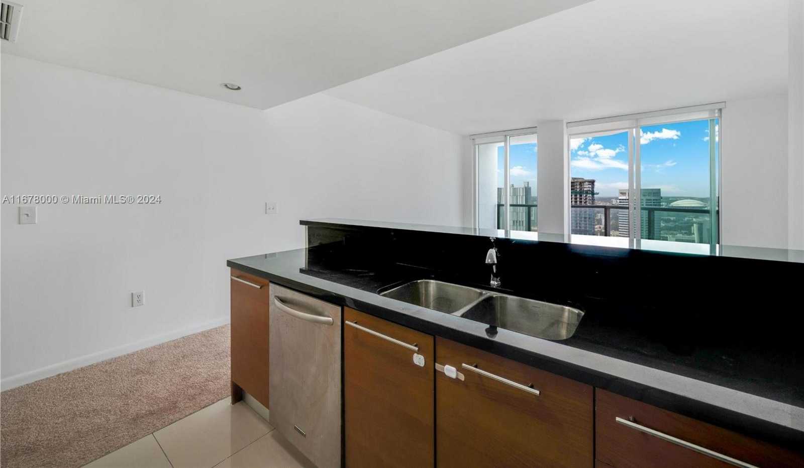 Small Image of 244 BISCAYNE BLVD #3808, Miami Number 9