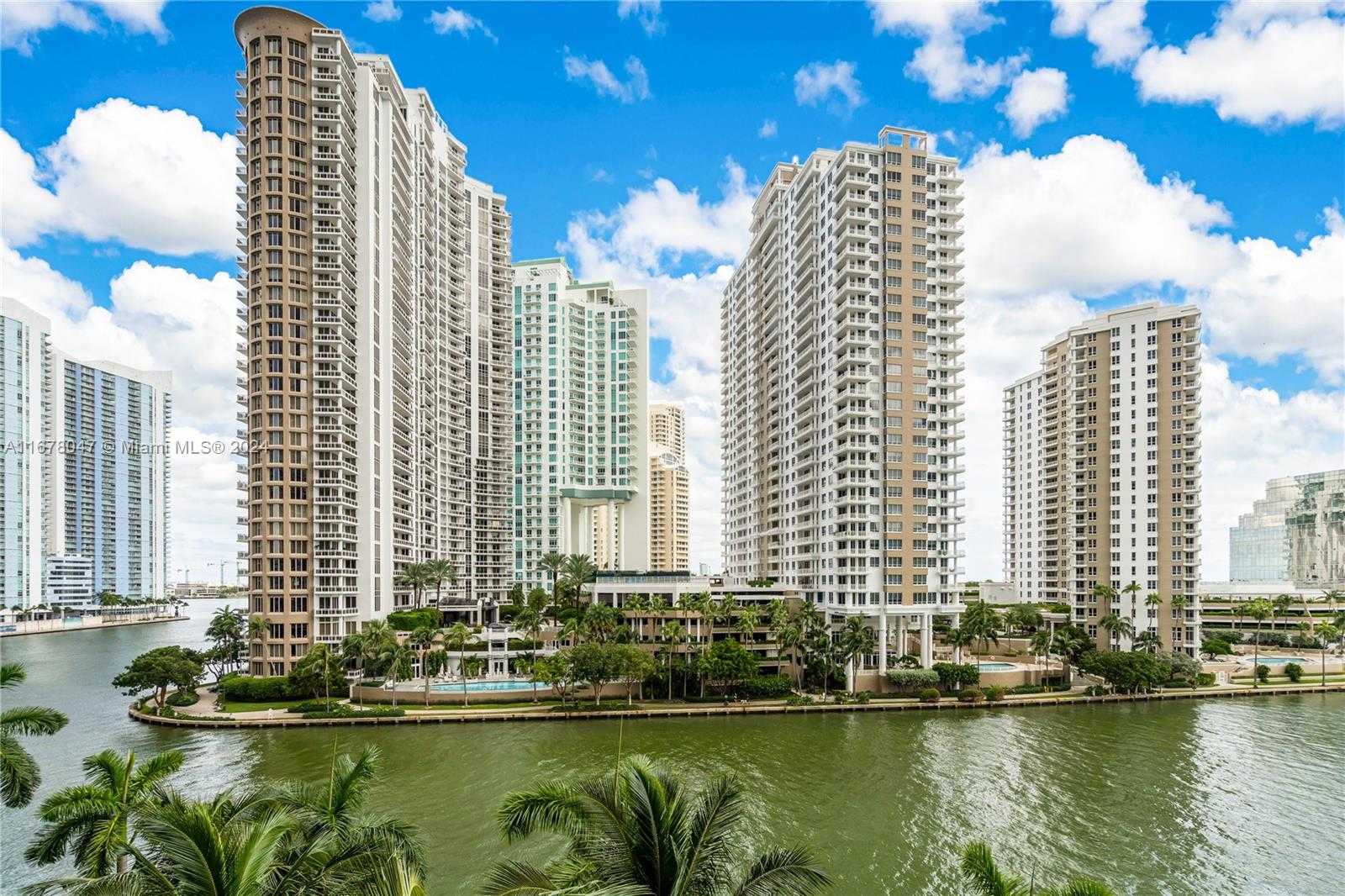 Small Image of 495 BRICKELL AVE #BAY607, Miami Number 26