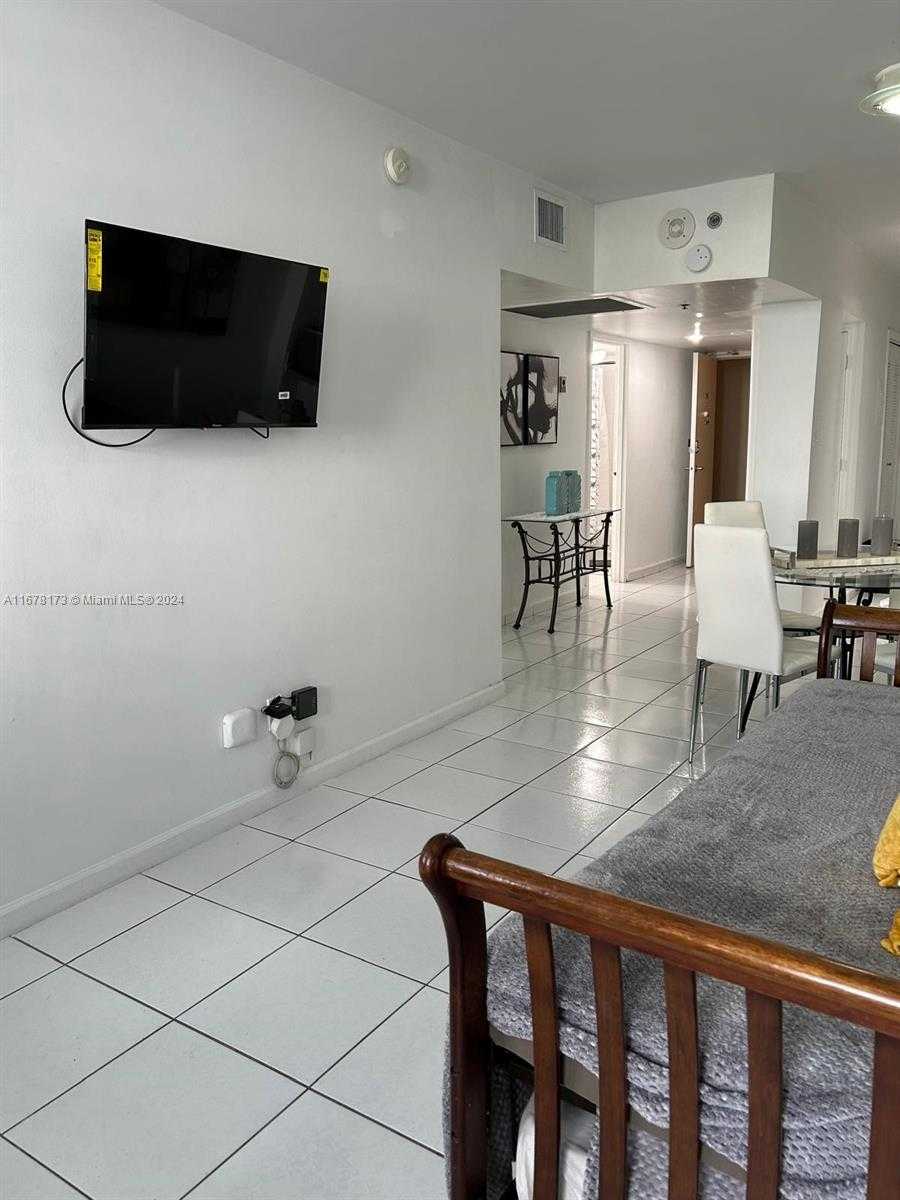 Small Image of 100 LINCOLN RD #437, Miami Beach Number 10