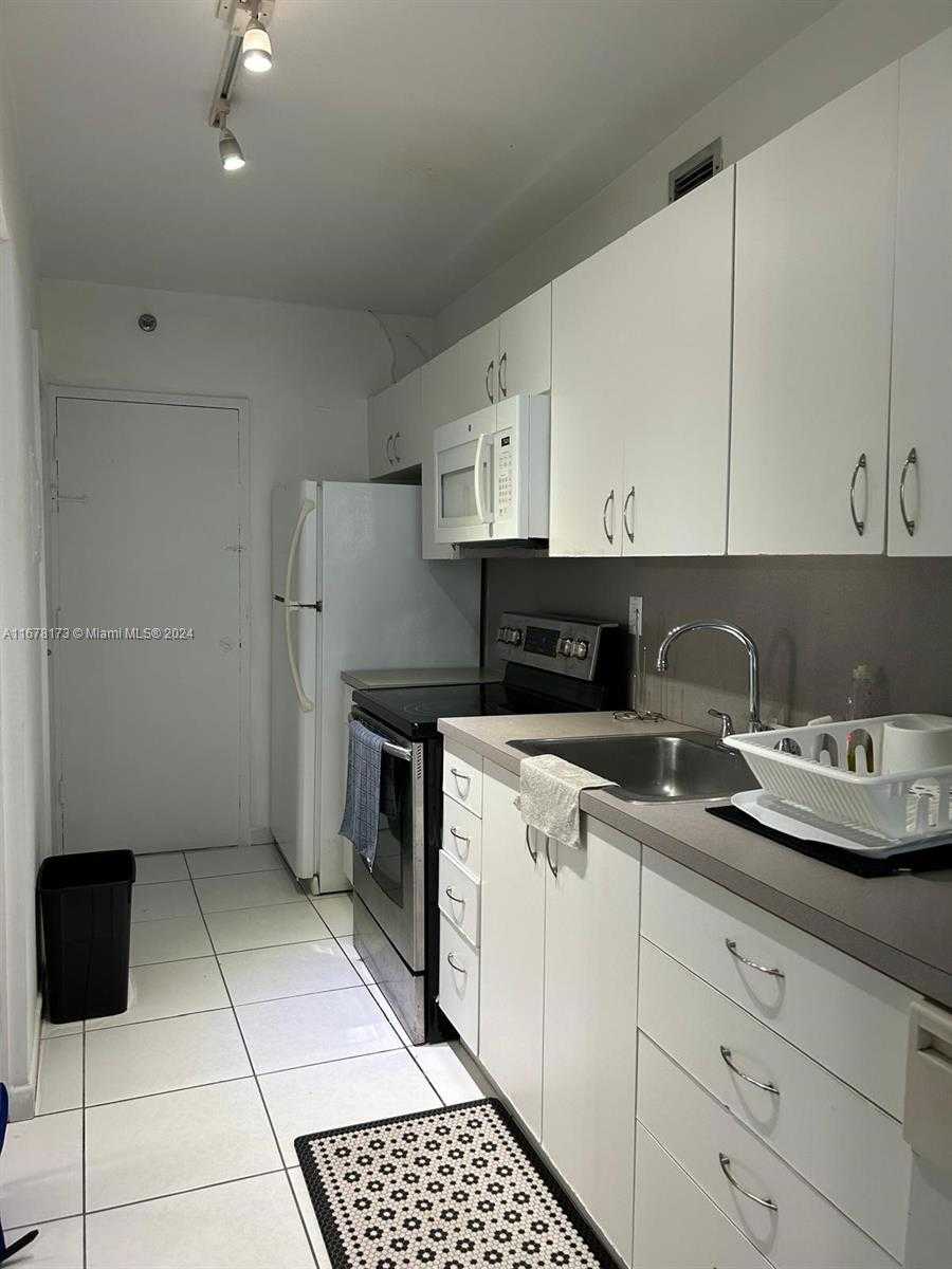 Small Image of 100 LINCOLN RD #437, Miami Beach Number 20