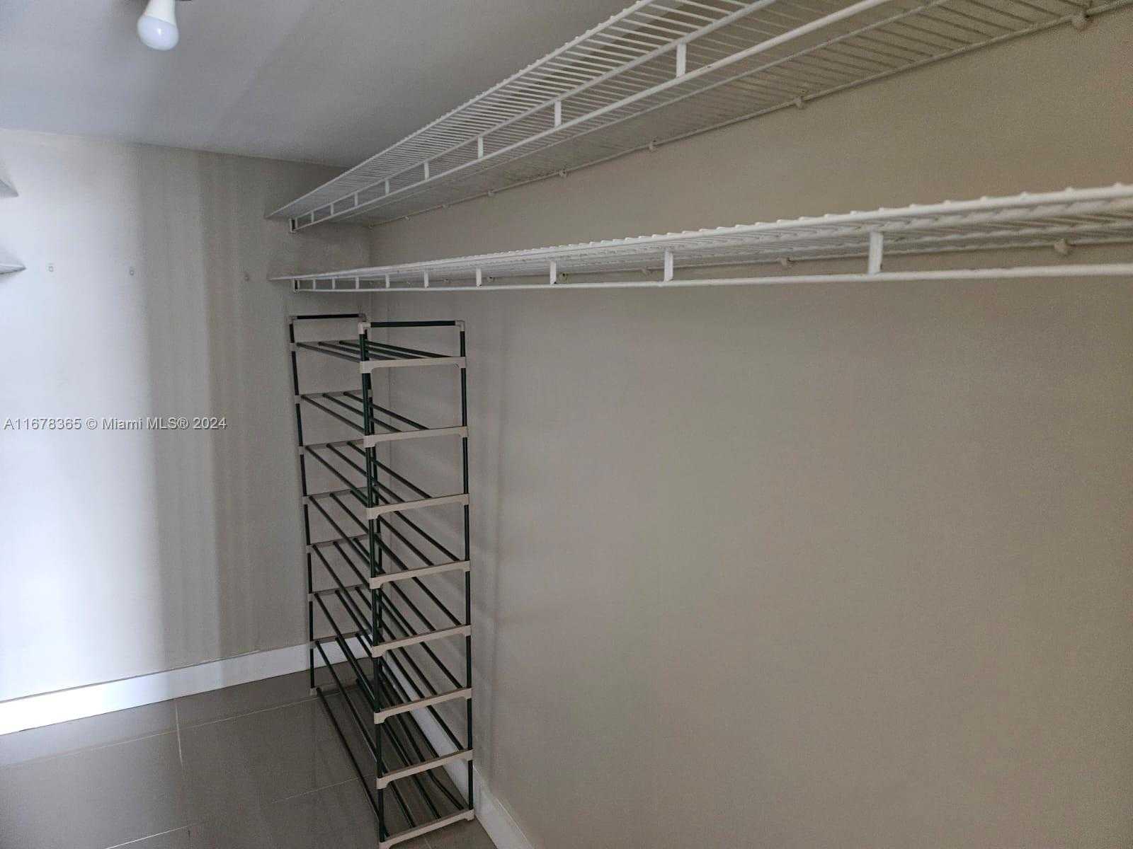 Small Image of 13499 Biscayne Blvd, North Miami, FL 33181, USA Number 14