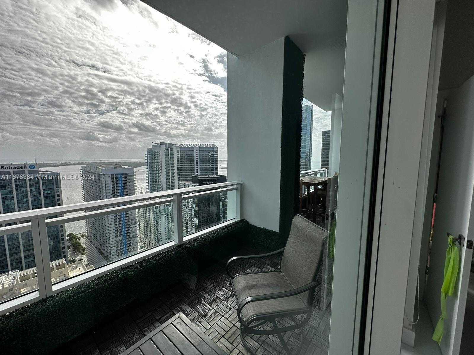 Small Image of 1080 #4202, Miami Number 9