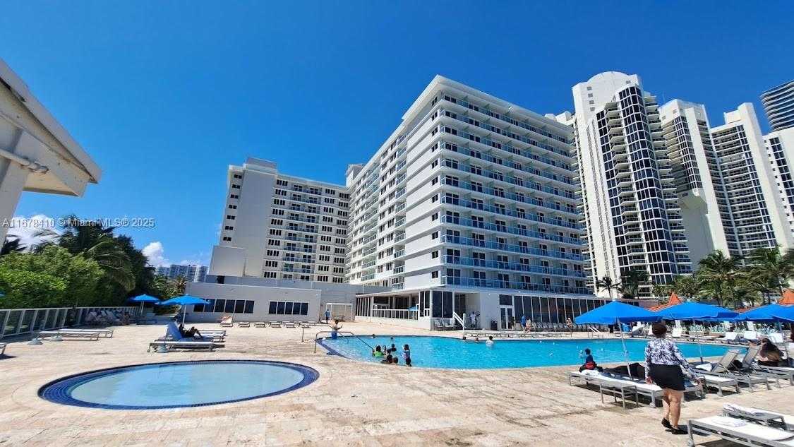 Small Image of 19201 COLLINS AVE #747, Sunny Isles Beach Number 15