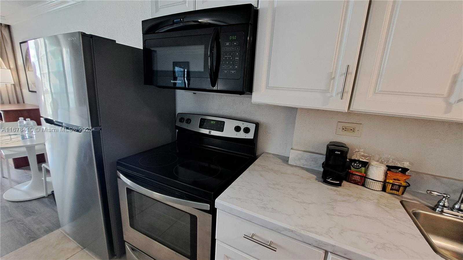 Small Image of 19201 COLLINS AVE #747, Sunny Isles Beach Number 21