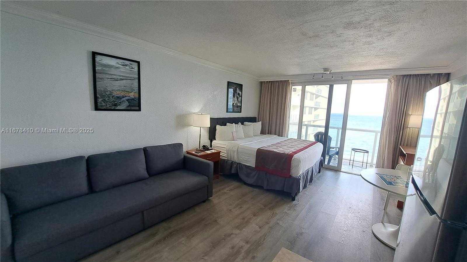 Small Image of 19201 COLLINS AVE #747, Sunny Isles Beach Number 6