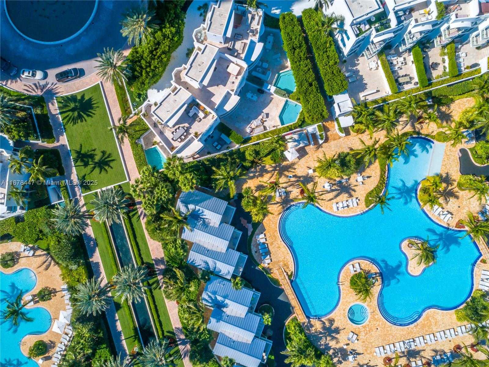 Small Image of 100 SOUTH POINTE DR #3402, Miami Beach Number 38