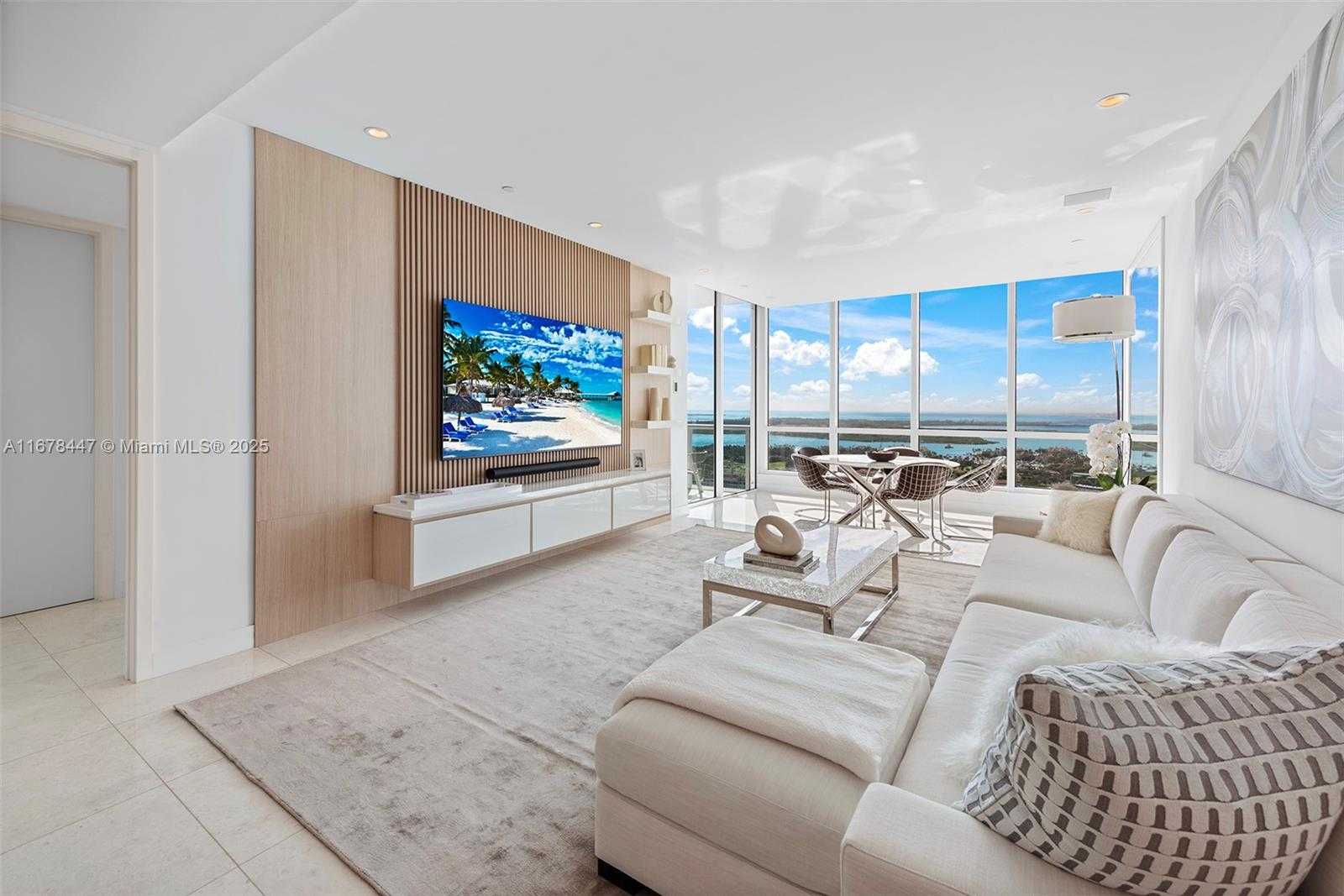 Small Image of 100 SOUTH POINTE DR #3402, Miami Beach Number 5