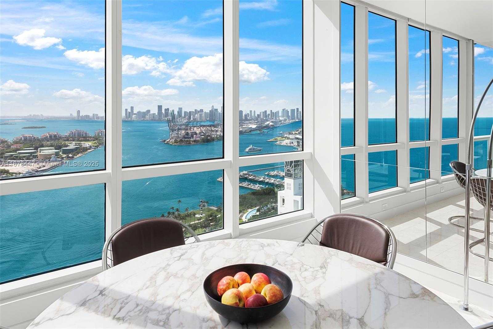 Small Image of 100 SOUTH POINTE DR #3402, Miami Beach Number 6
