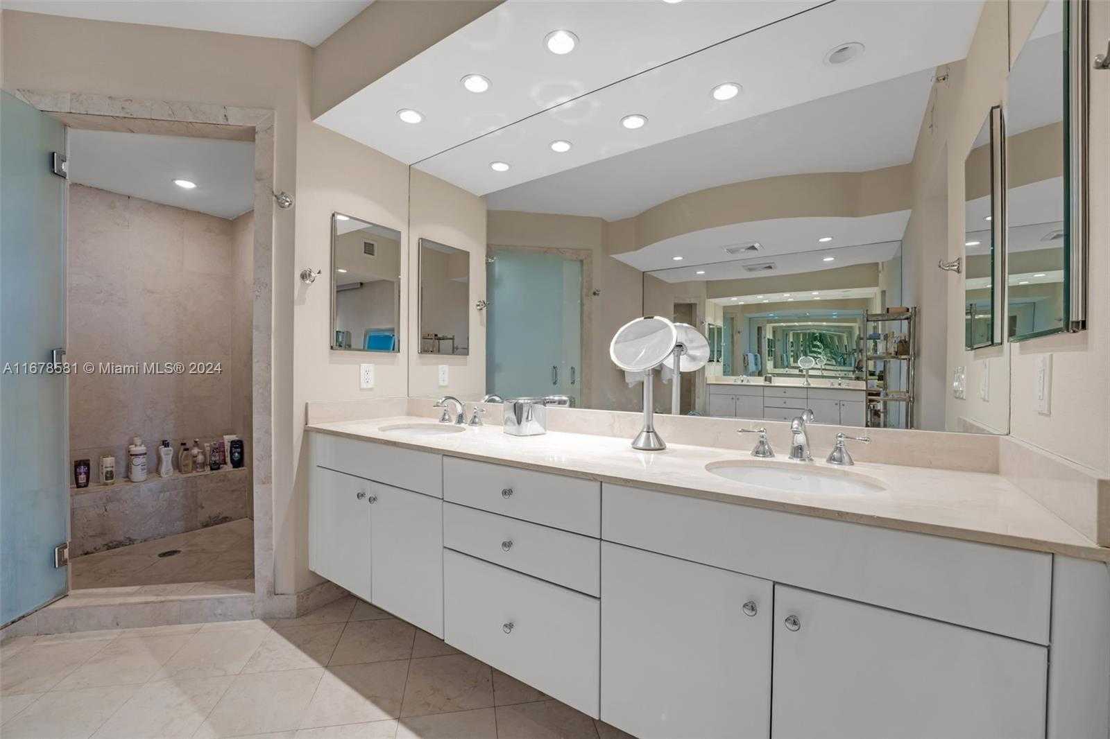 Small Image of 765 CRANDON BLVD #305, Key Biscayne Number 25