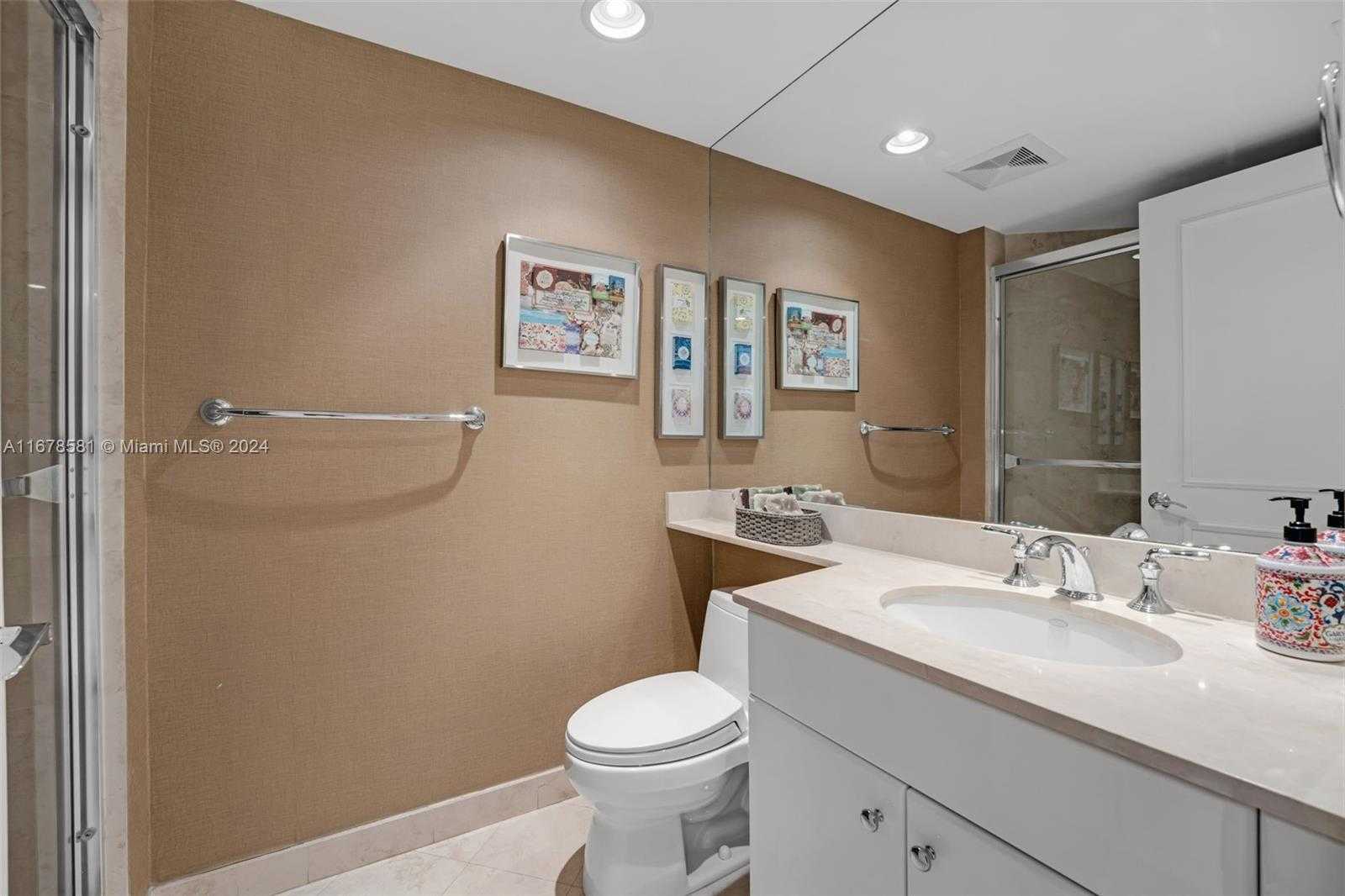 Small Image of 765 CRANDON BLVD #305, Key Biscayne Number 36