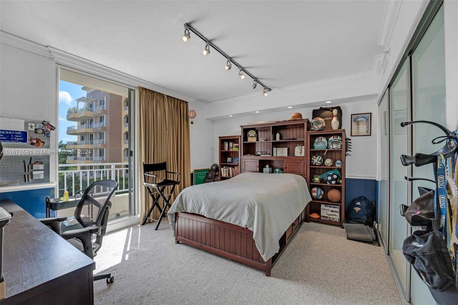 Small Image of 765 CRANDON BLVD #305, Key Biscayne Number 37