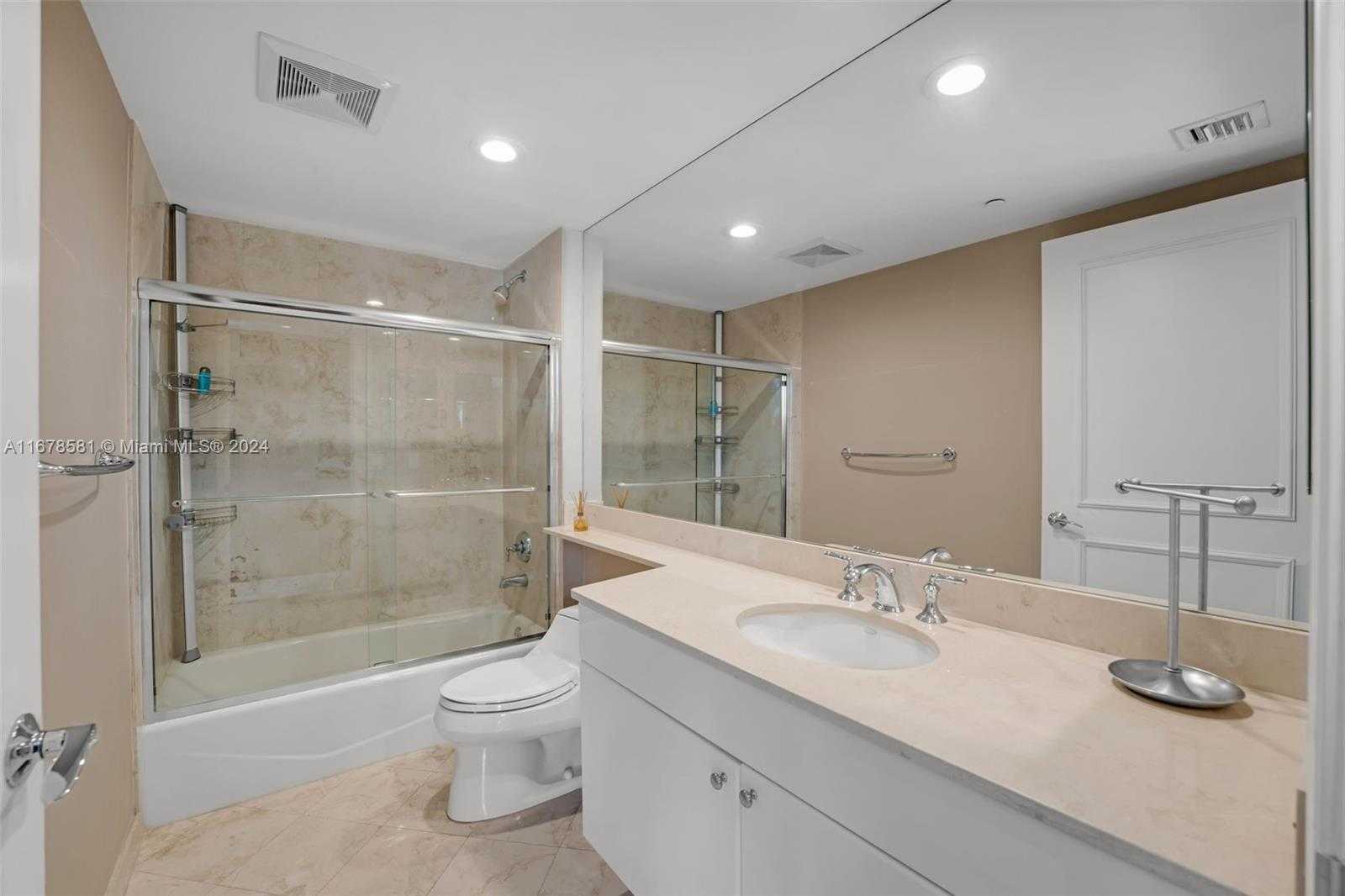 Small Image of 765 CRANDON BLVD #305, Key Biscayne Number 40