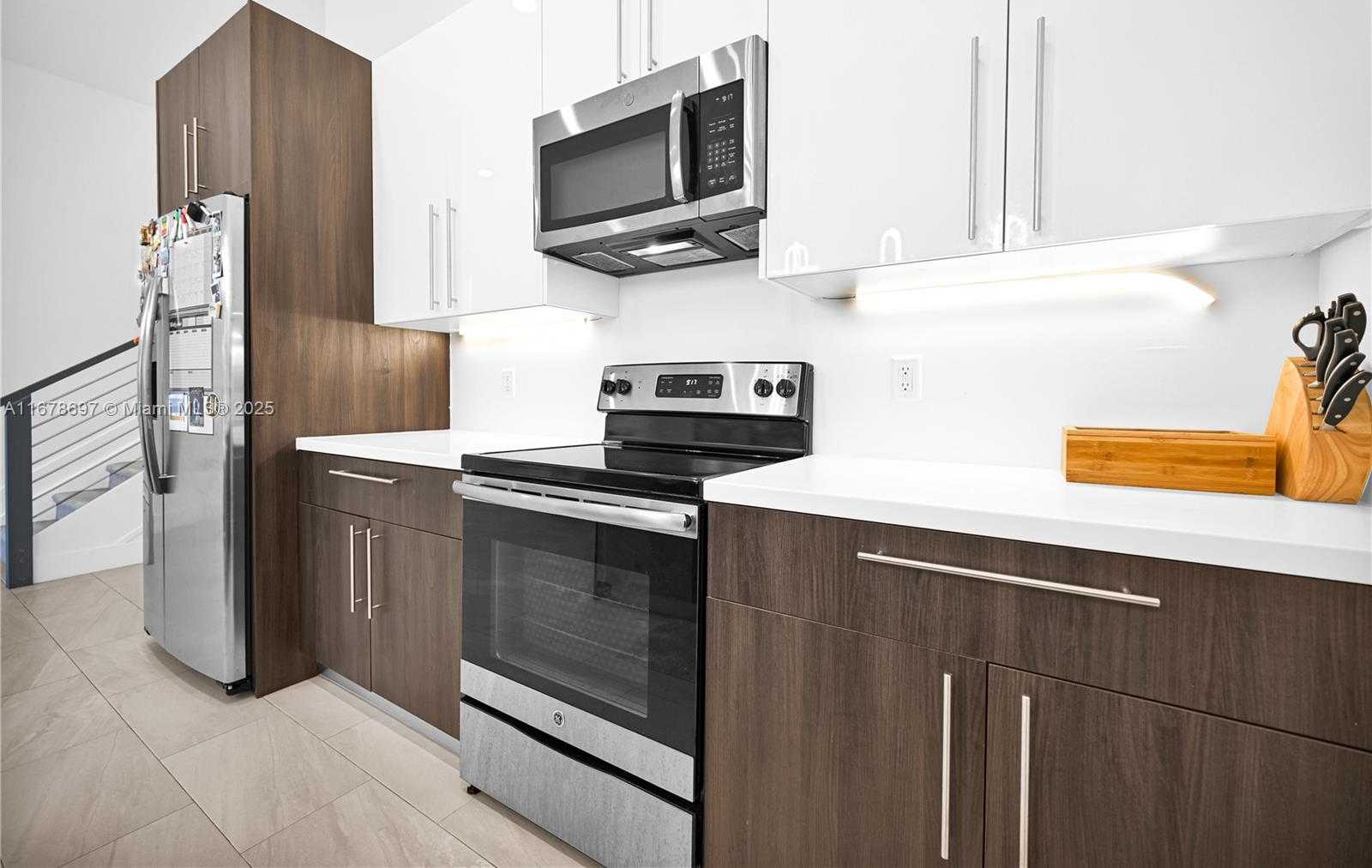 Small Image of 4449 NORTH WEST 9TH ST #4449, Plantation Number 11