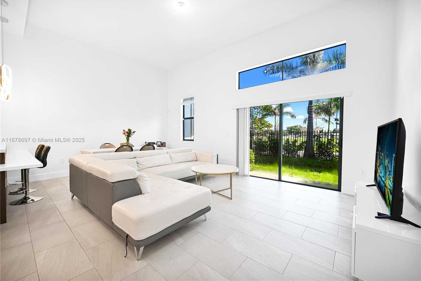 Small Image of 4449 NORTH WEST 9TH ST #4449, Plantation Number 12