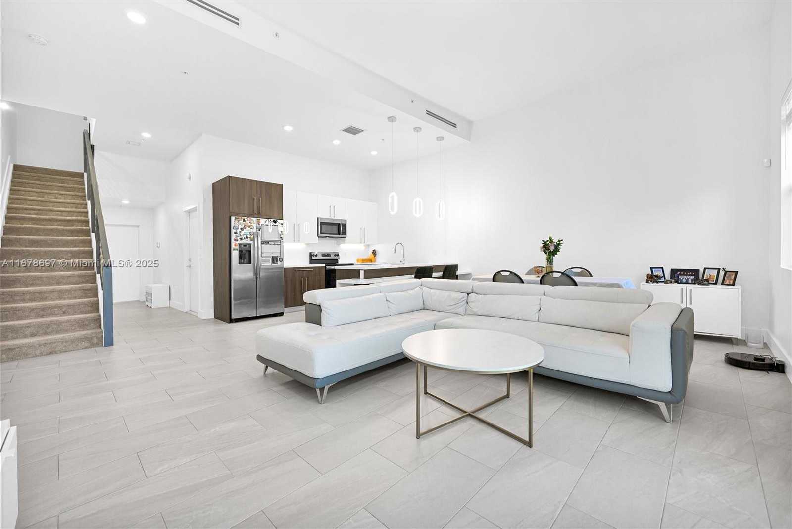 Small Image of 4449 NORTH WEST 9TH ST #4449, Plantation Number 2
