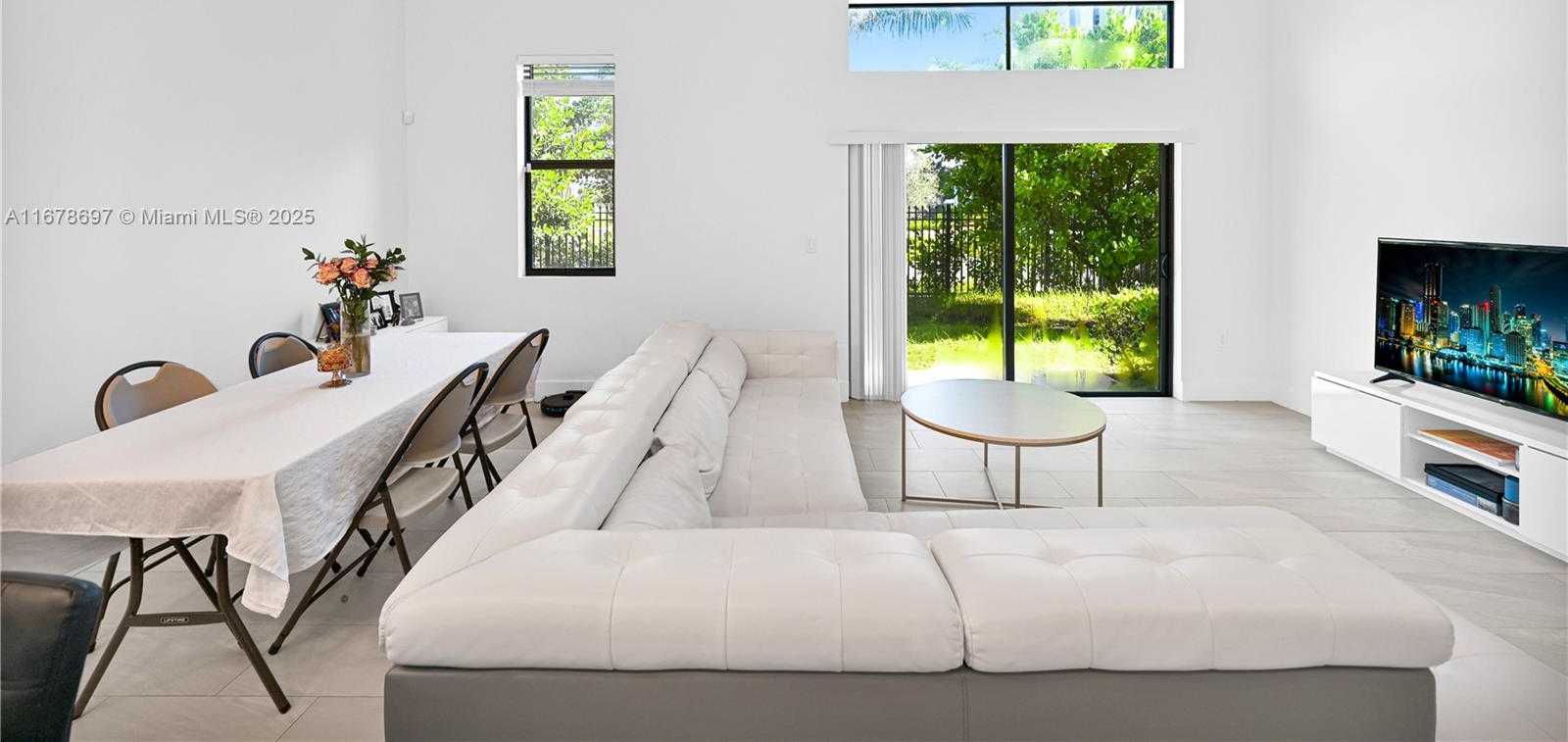 Small Image of 4449 NORTH WEST 9TH ST #4449, Plantation Number 29
