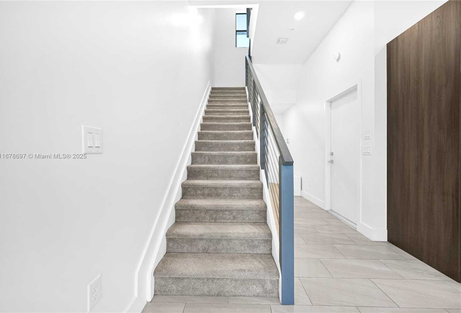 Small Image of 4449 NORTH WEST 9TH ST #4449, Plantation Number 30