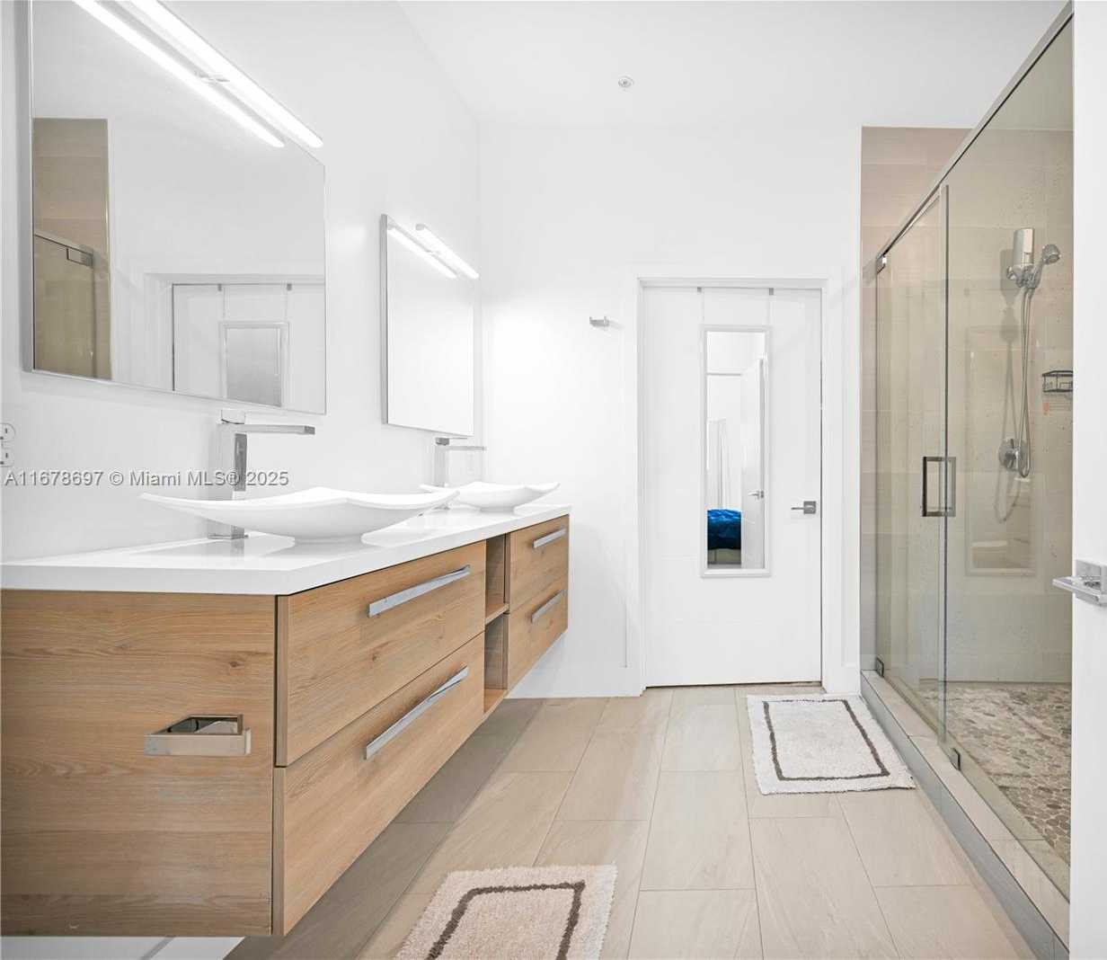 Small Image of 4449 NORTH WEST 9TH ST #4449, Plantation Number 4