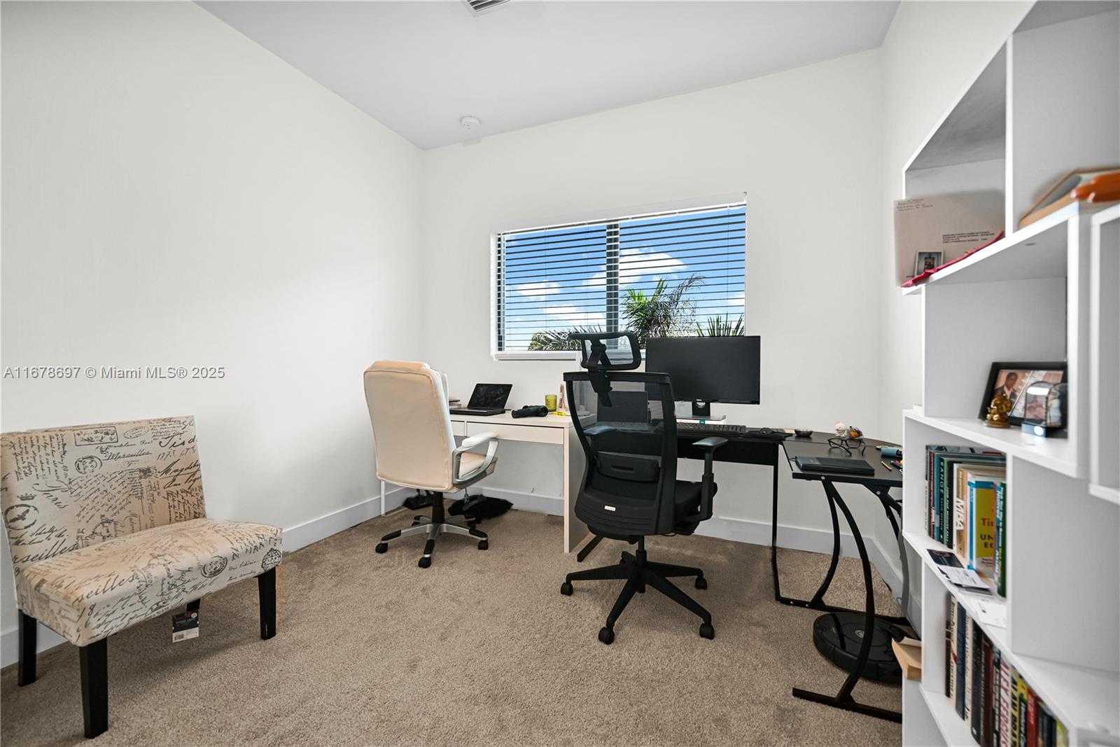 Small Image of 4449 NORTH WEST 9TH ST #4449, Plantation Number 40