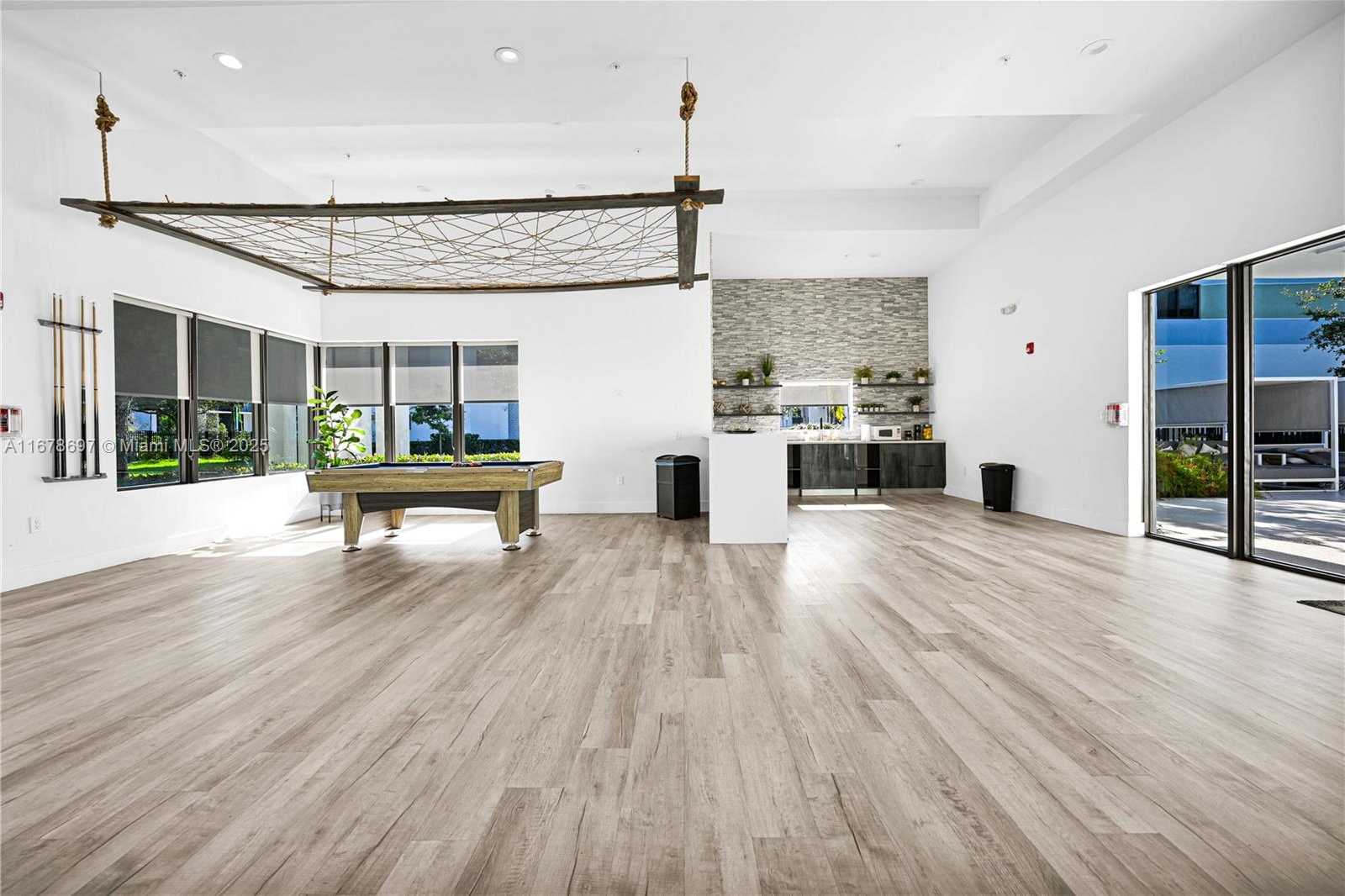 Small Image of 4449 NORTH WEST 9TH ST #4449, Plantation Number 55
