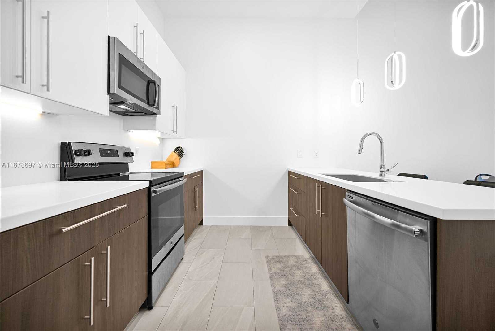 Small Image of 4449 NORTH WEST 9TH ST #4449, Plantation Number 9