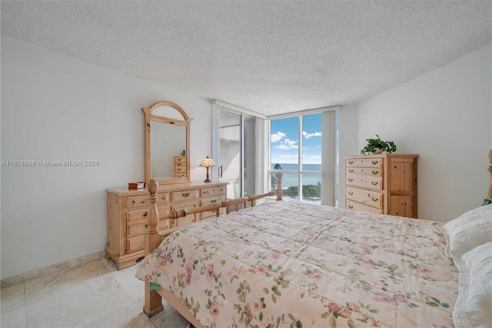 Small Image of 6767 COLLINS AVE #602, Miami Beach Number 12