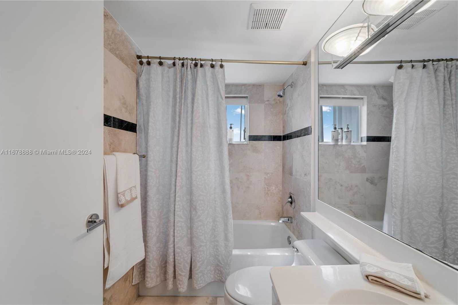 Small Image of 6767 COLLINS AVE #602, Miami Beach Number 19