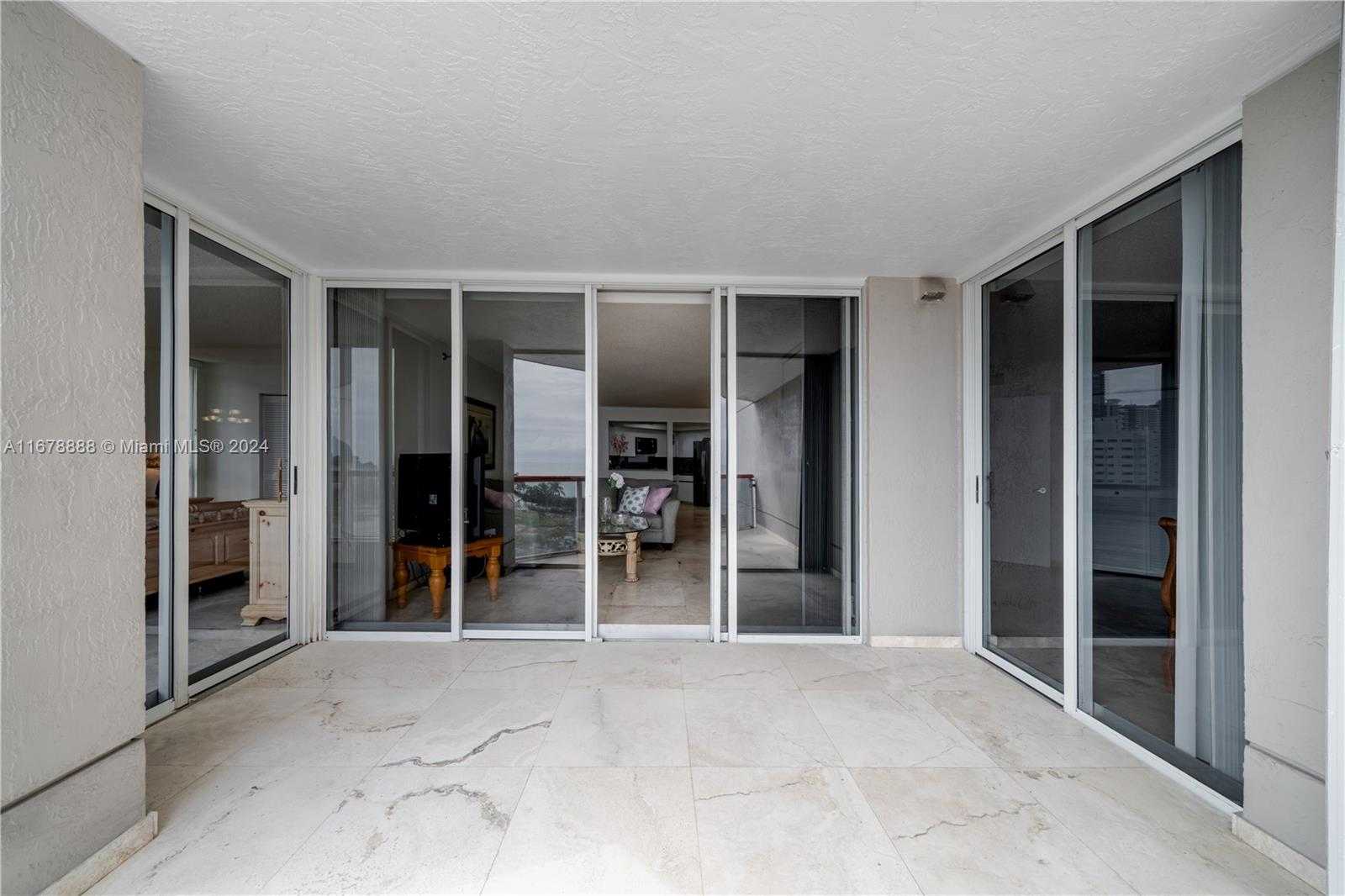 Small Image of 6767 COLLINS AVE #602, Miami Beach Number 27
