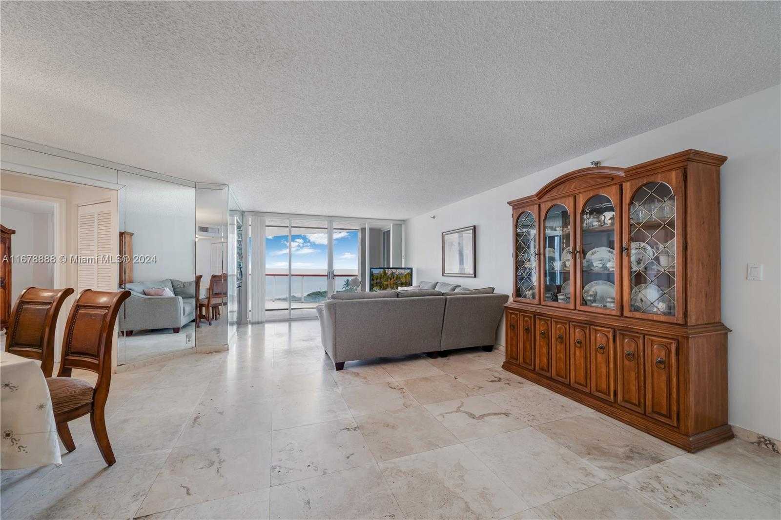 Small Image of 6767 COLLINS AVE #602, Miami Beach Number 5