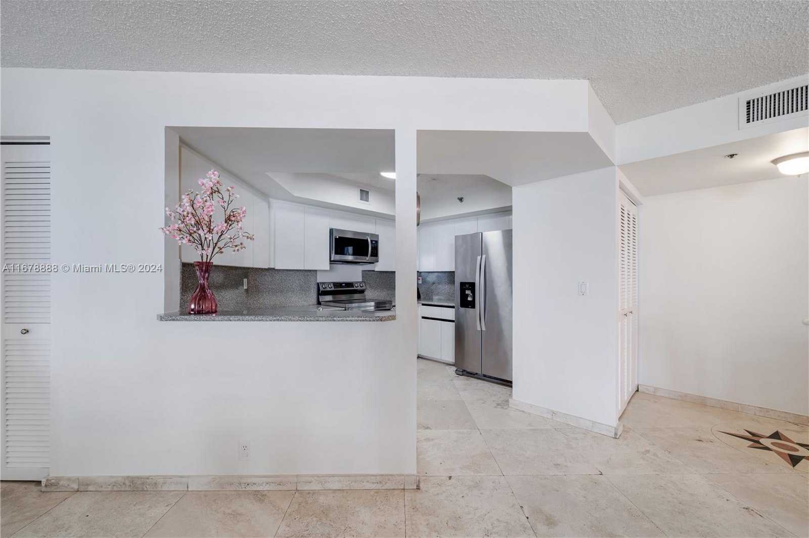 Small Image of 6767 COLLINS AVE #602, Miami Beach Number 8