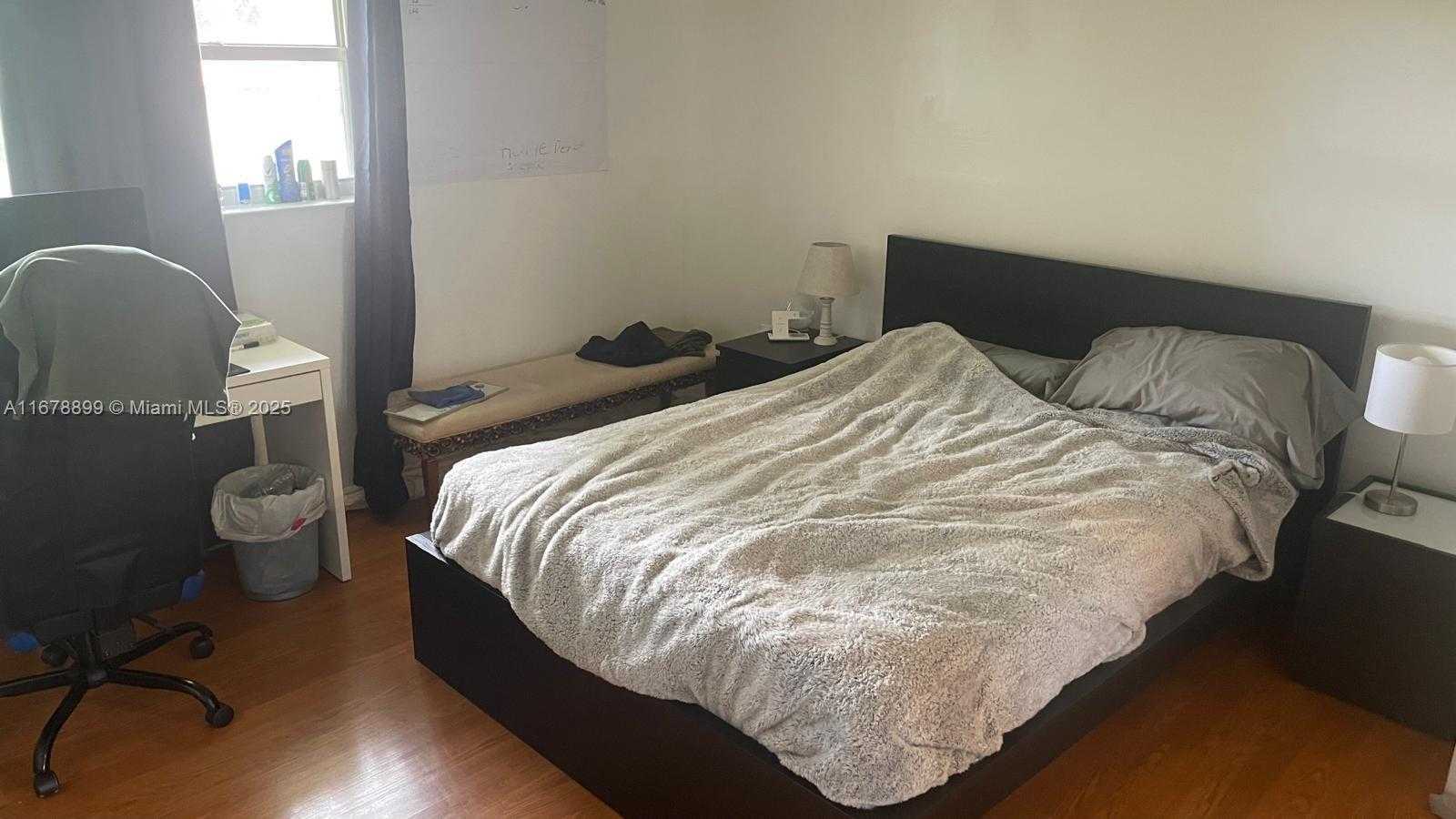 Small Image of 8741 NORTH EAST 4TH AVE RD #8741, Miami Shores Number 13