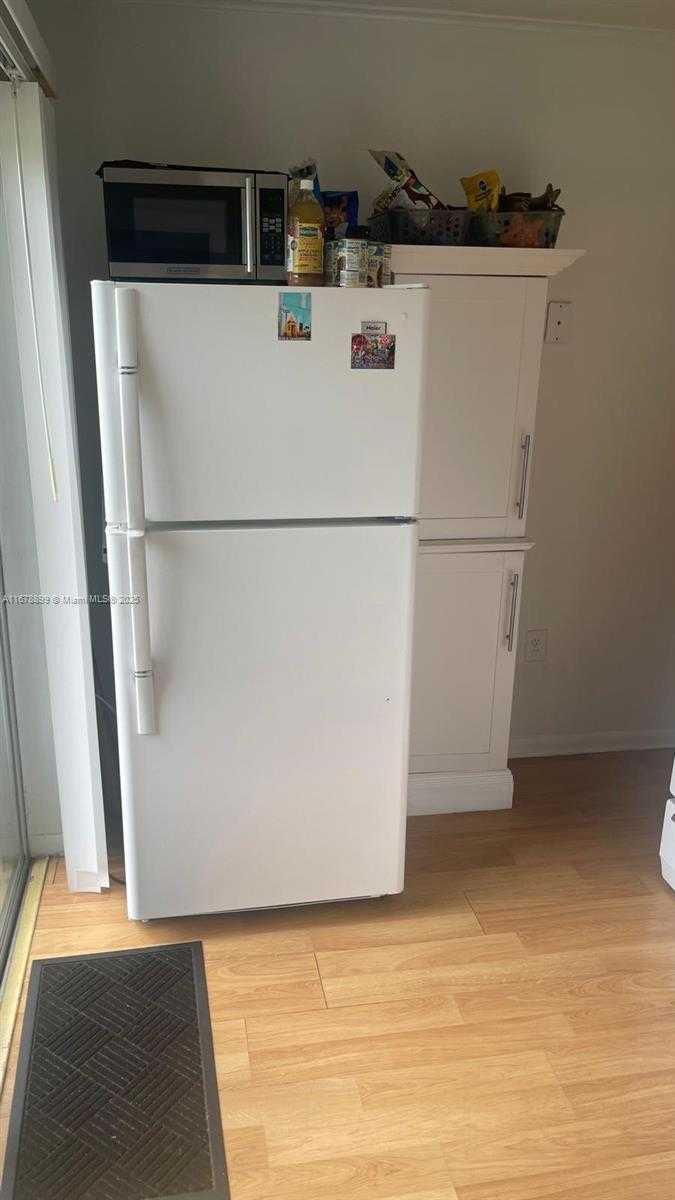 Small Image of 8741 NORTH EAST 4TH AVE RD #8741, Miami Shores Number 9