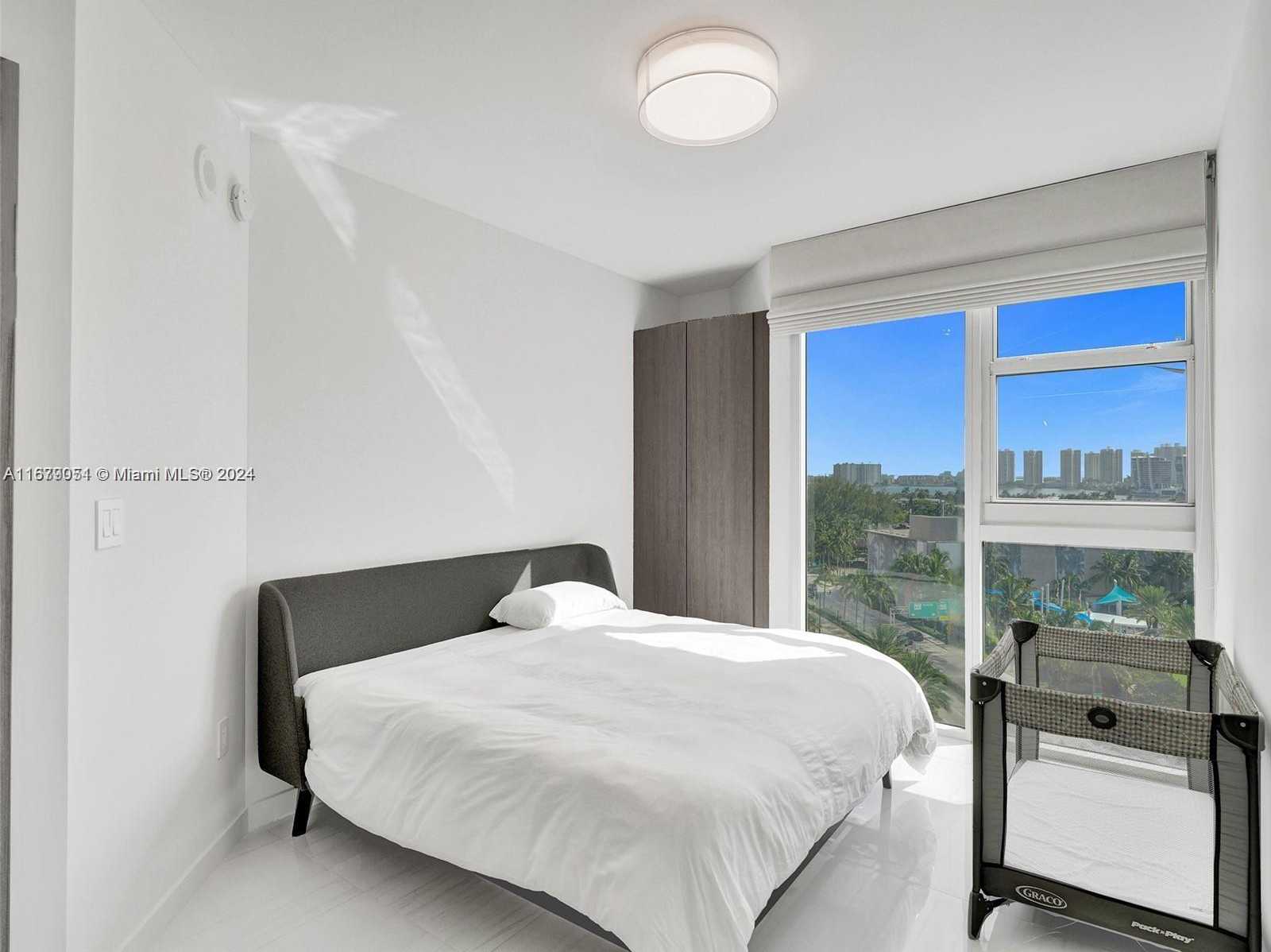 Small Image of 19333 COLLINS AVE #1104, Sunny Isles Beach Number 17
