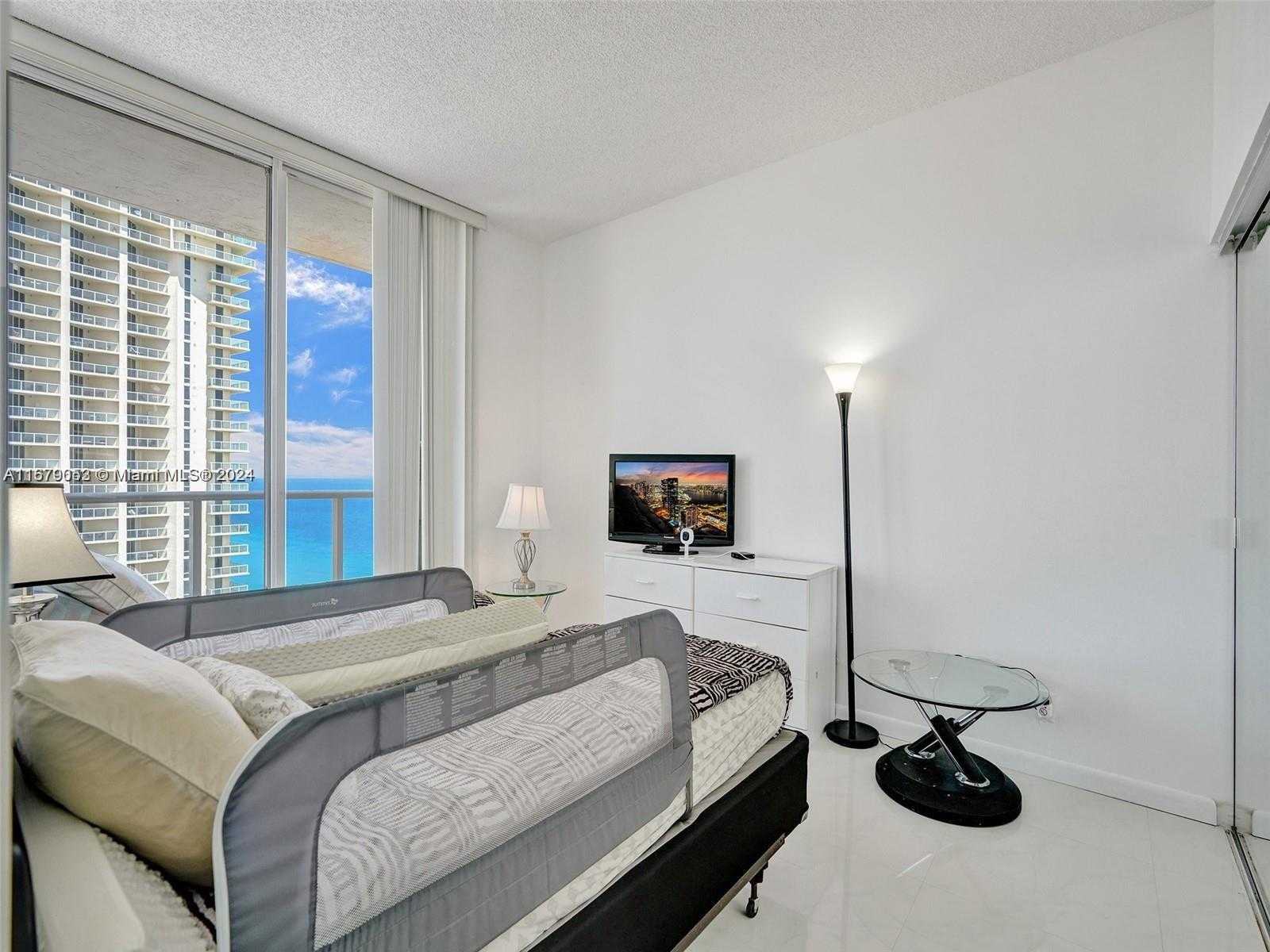 Small Image of 16485 COLLINS AVE #PH35C, Sunny Isles Beach Number 11