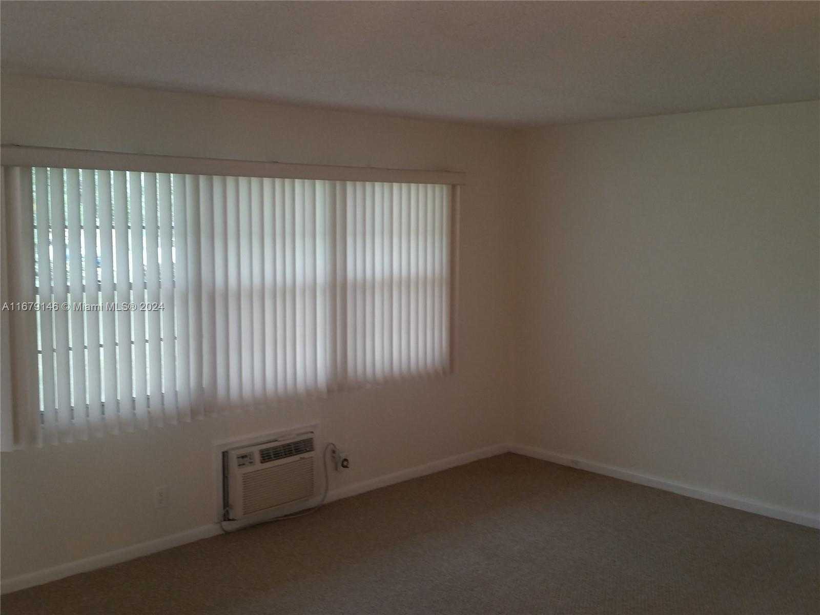 Small Image of 13350 SOUTH WEST 1ST ST #109P, Pembroke Pines Number 4