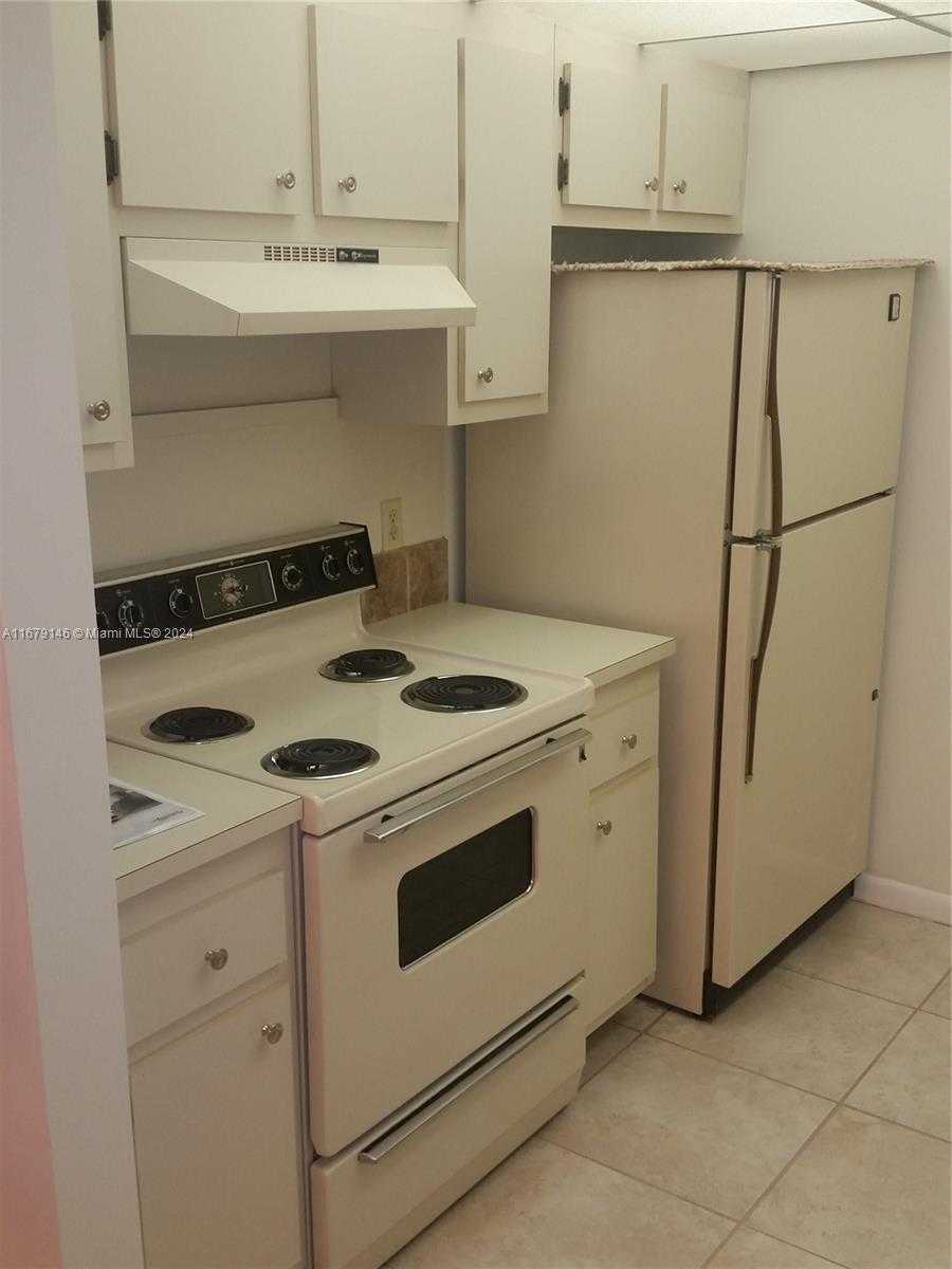 Small Image of 13350 SOUTH WEST 1ST ST #109P, Pembroke Pines Number 6