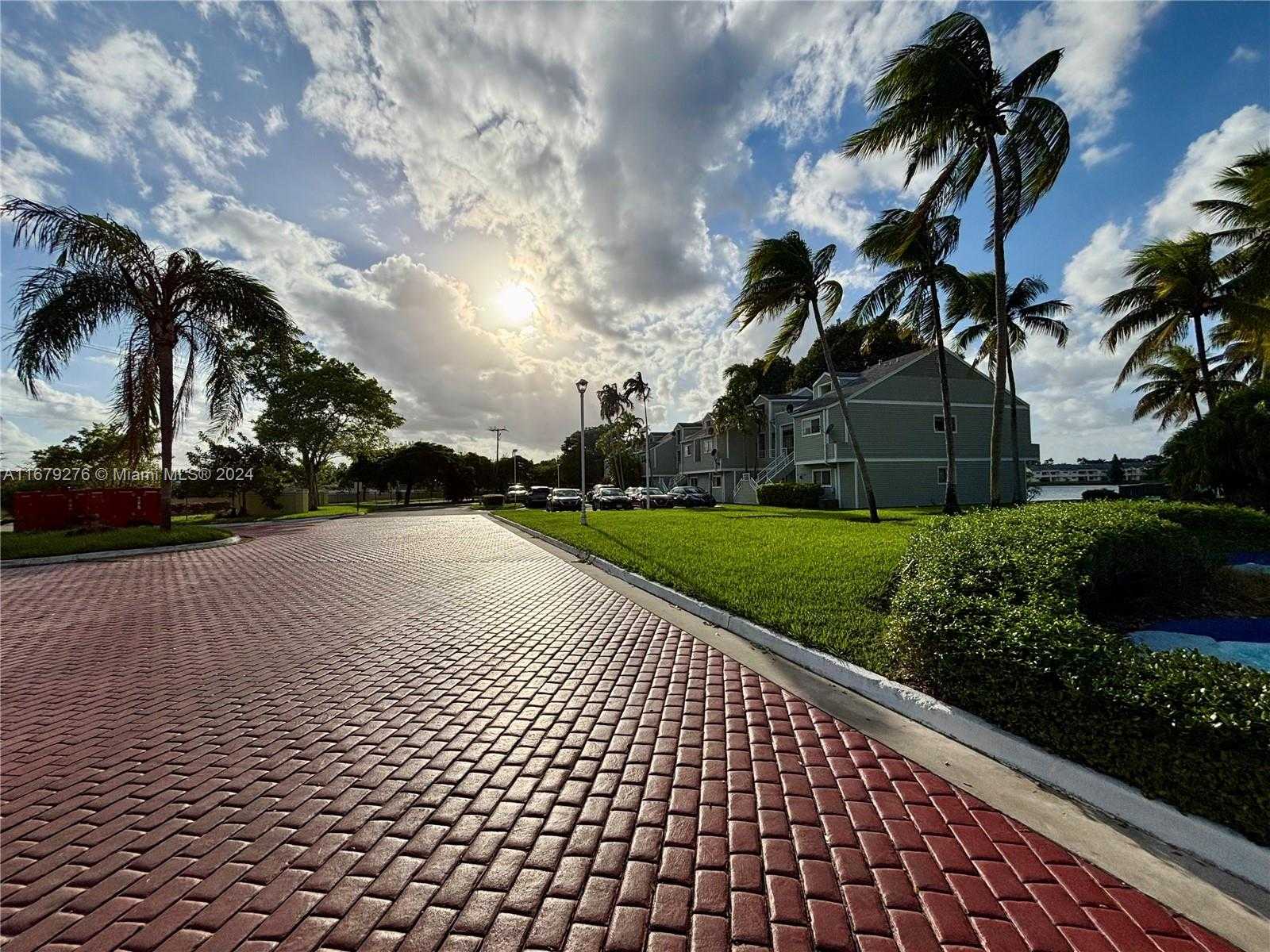 Small Image of 3405 NORTH WEST 44TH ST #104, Oakland Park Number 24