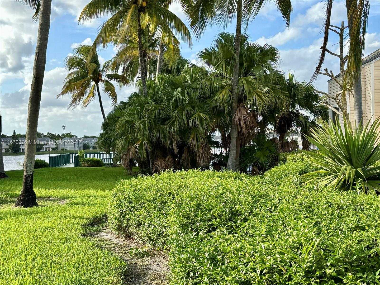 Small Image of 3405 NORTH WEST 44TH ST #104, Oakland Park Number 25