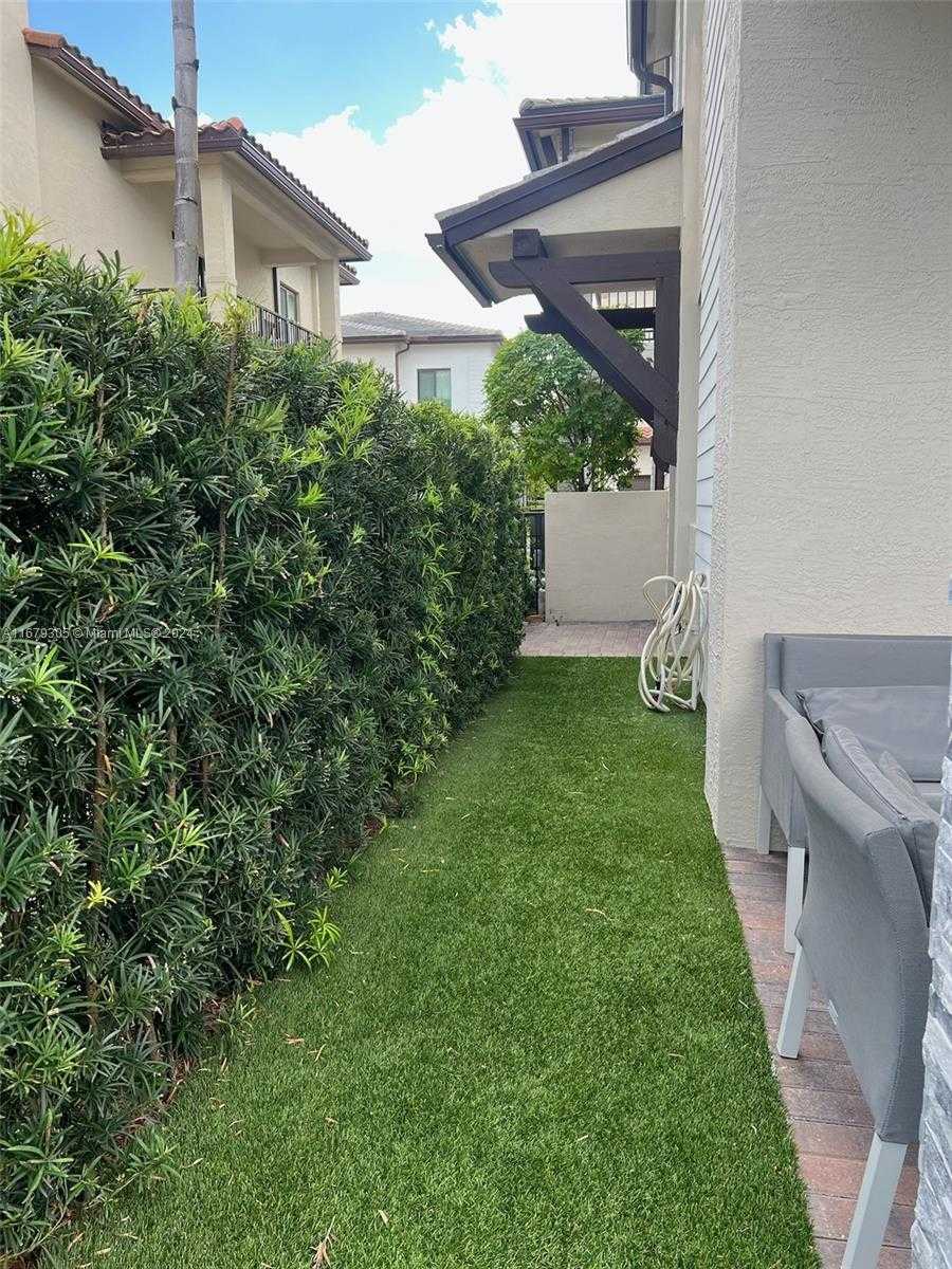 Small Image of 4818 NORTH WEST 83RD AVE #4818, Doral Number 11