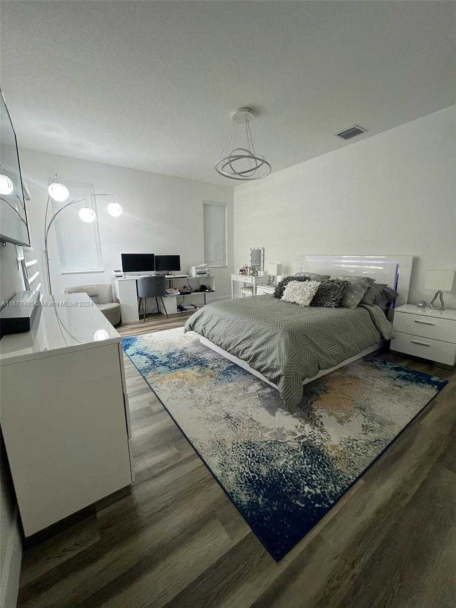 Small Image of 4818 NORTH WEST 83RD AVE #4818, Doral Number 12