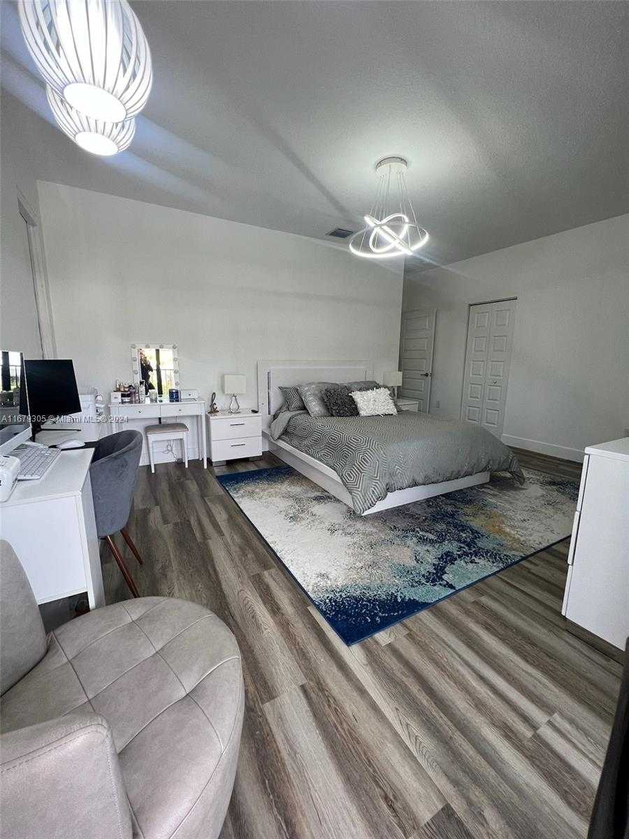 Small Image of 4818 NORTH WEST 83RD AVE #4818, Doral Number 13