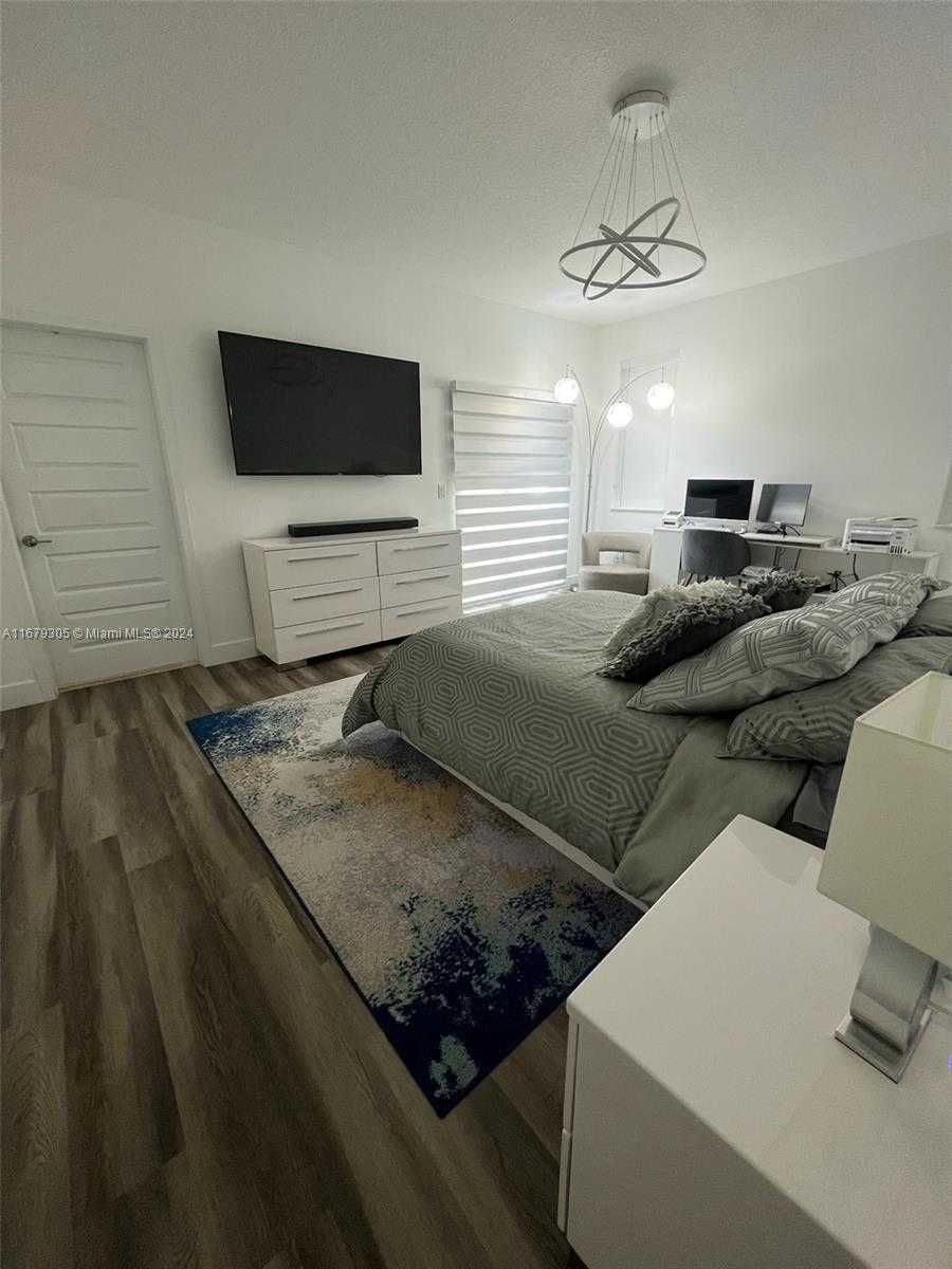 Small Image of 4818 NORTH WEST 83RD AVE #4818, Doral Number 14